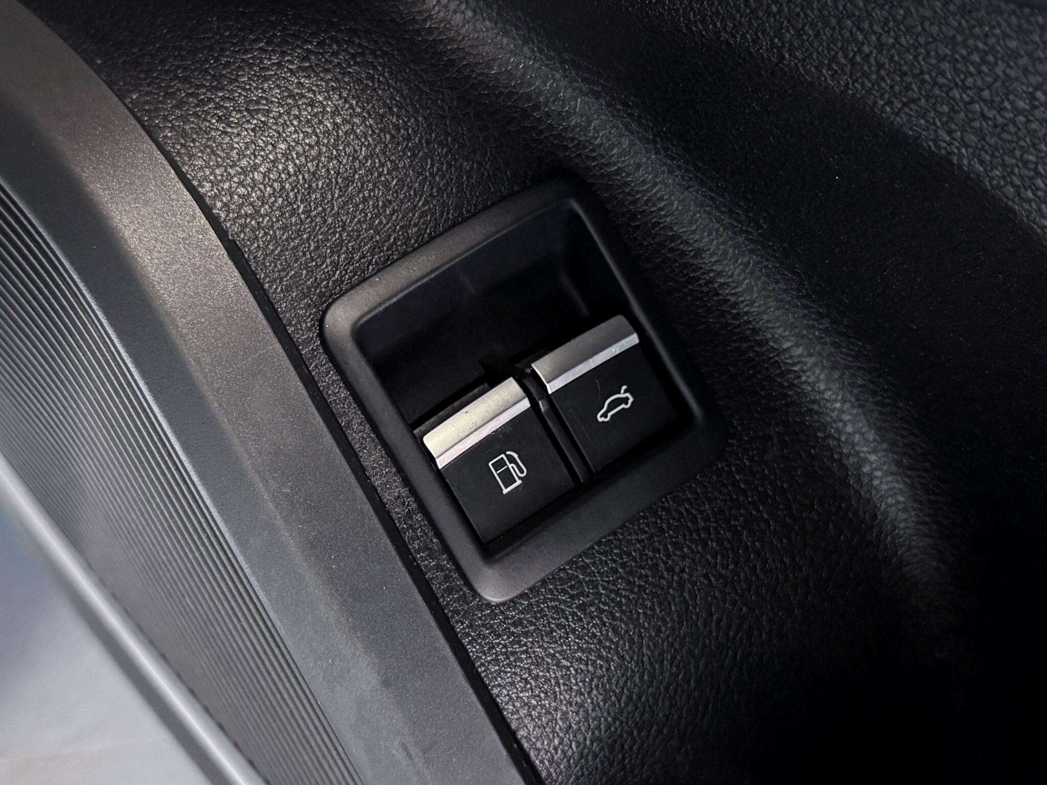 Audi Q5 view 28
