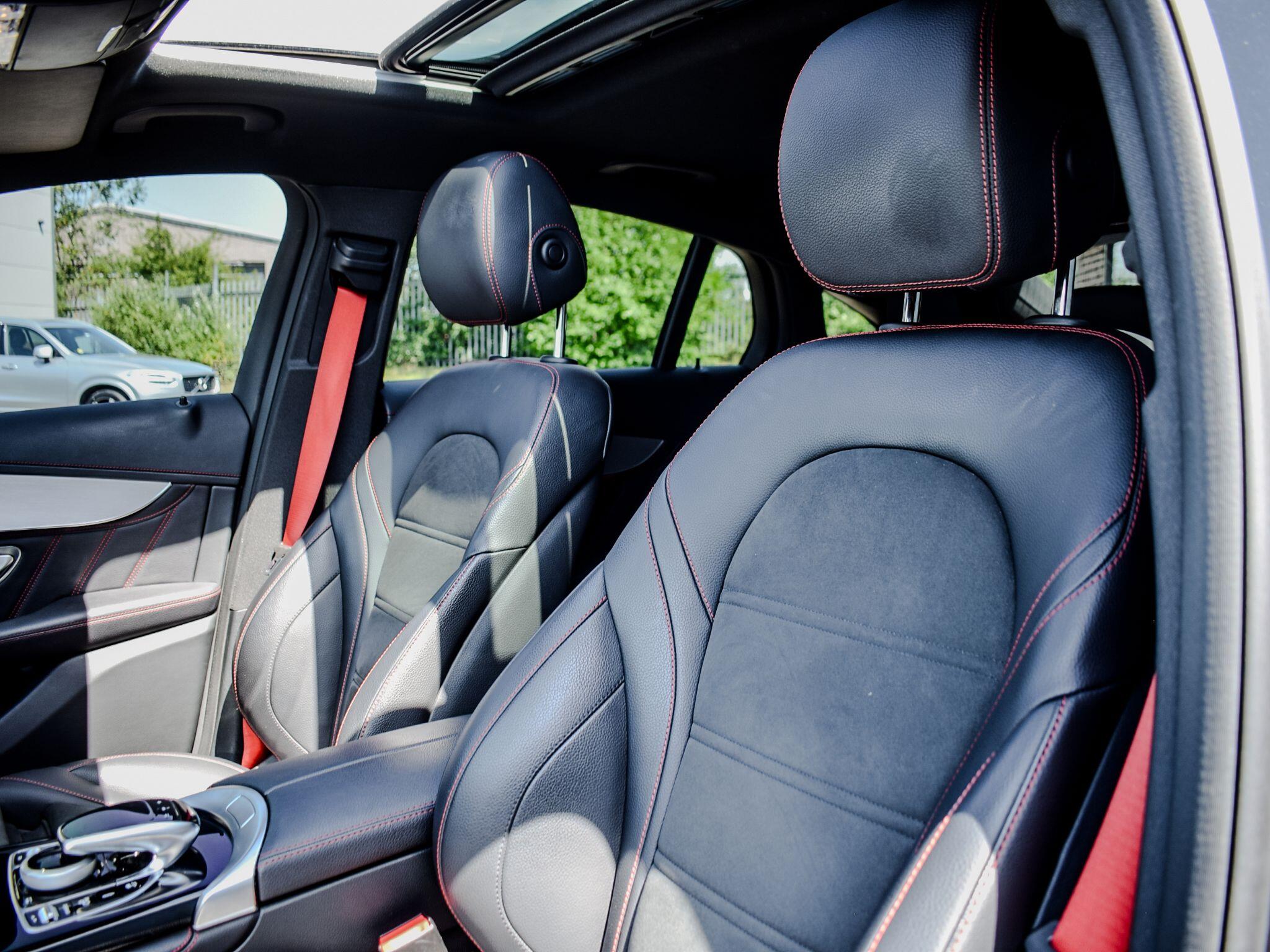 Mercedes-Benz GLC view 17