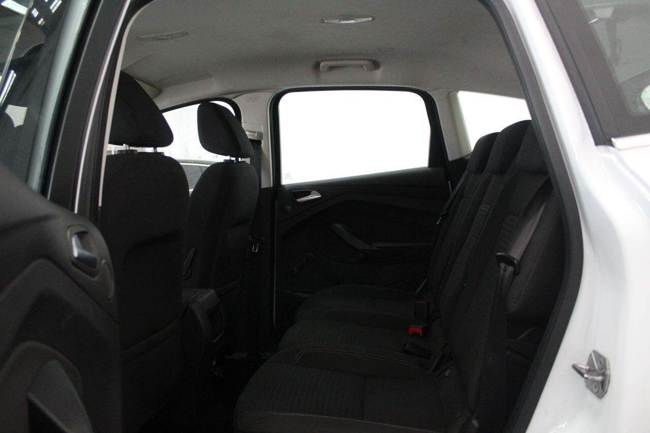 Ford C-Max view 49