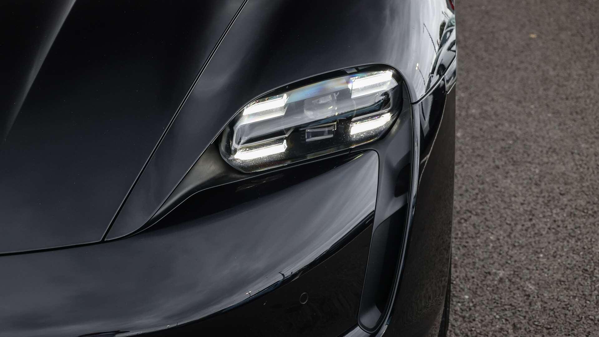 Porsche Taycan view 29