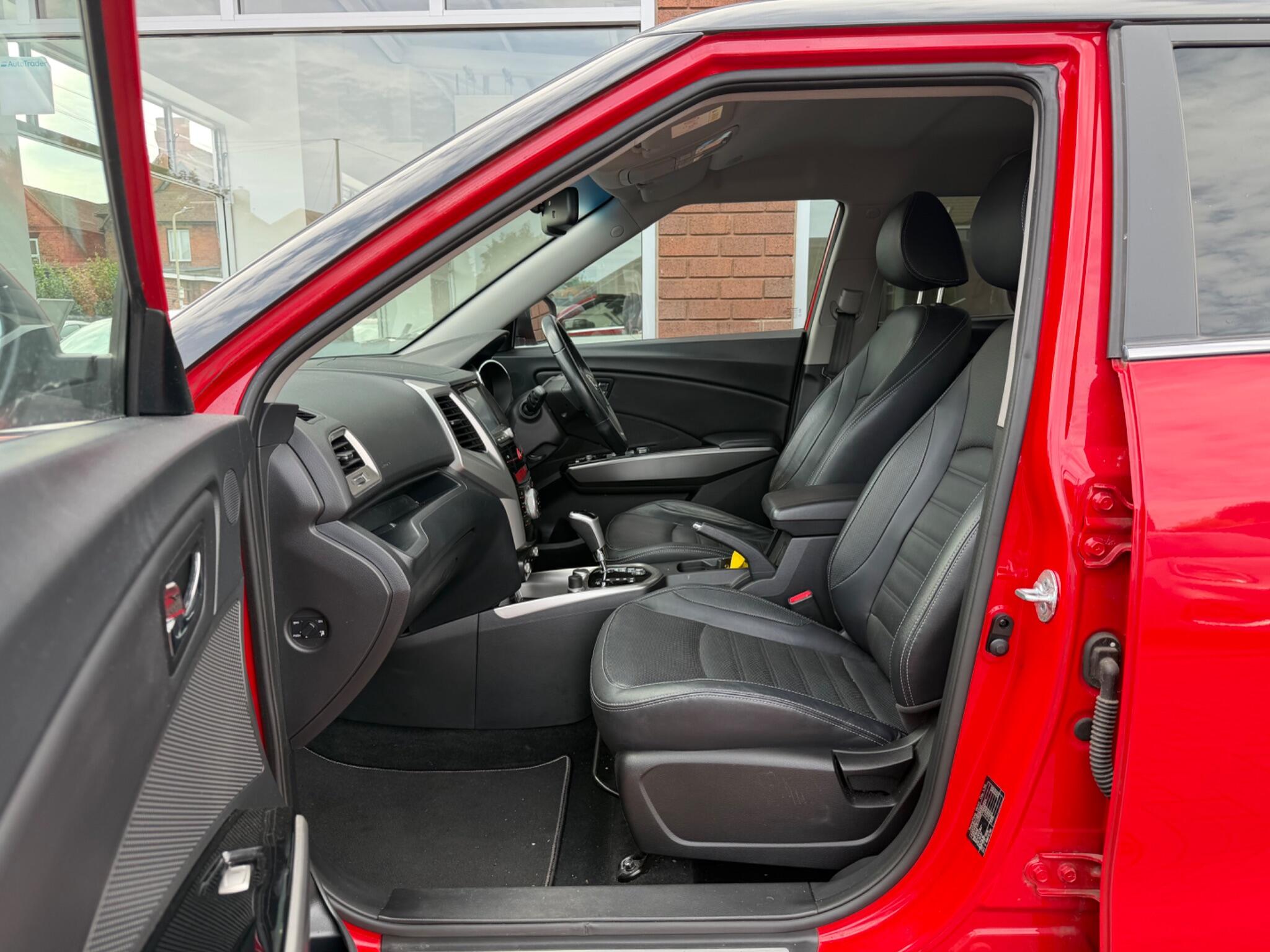 KGM Tivoli view 2