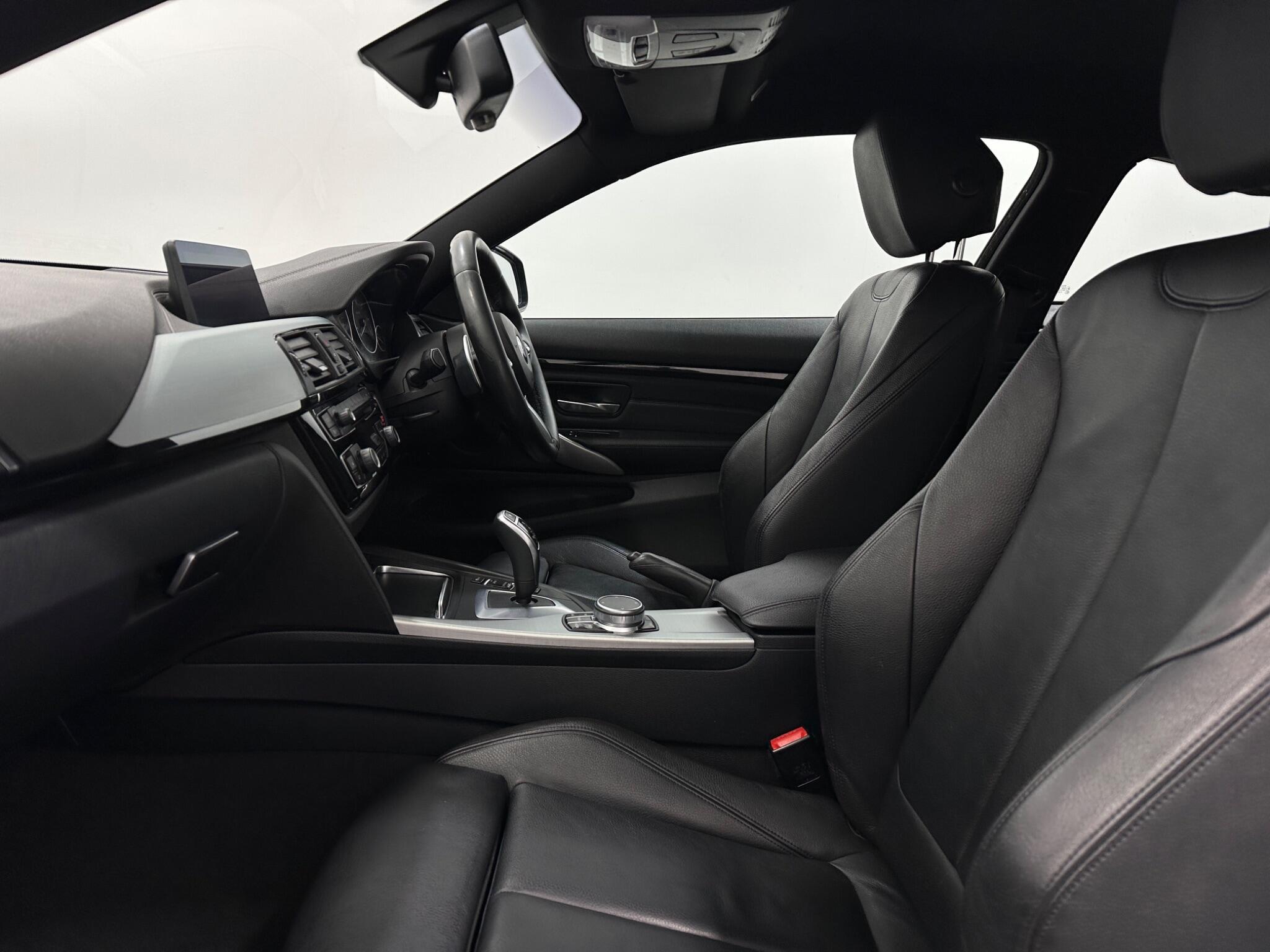 BMW 4 Series view 36