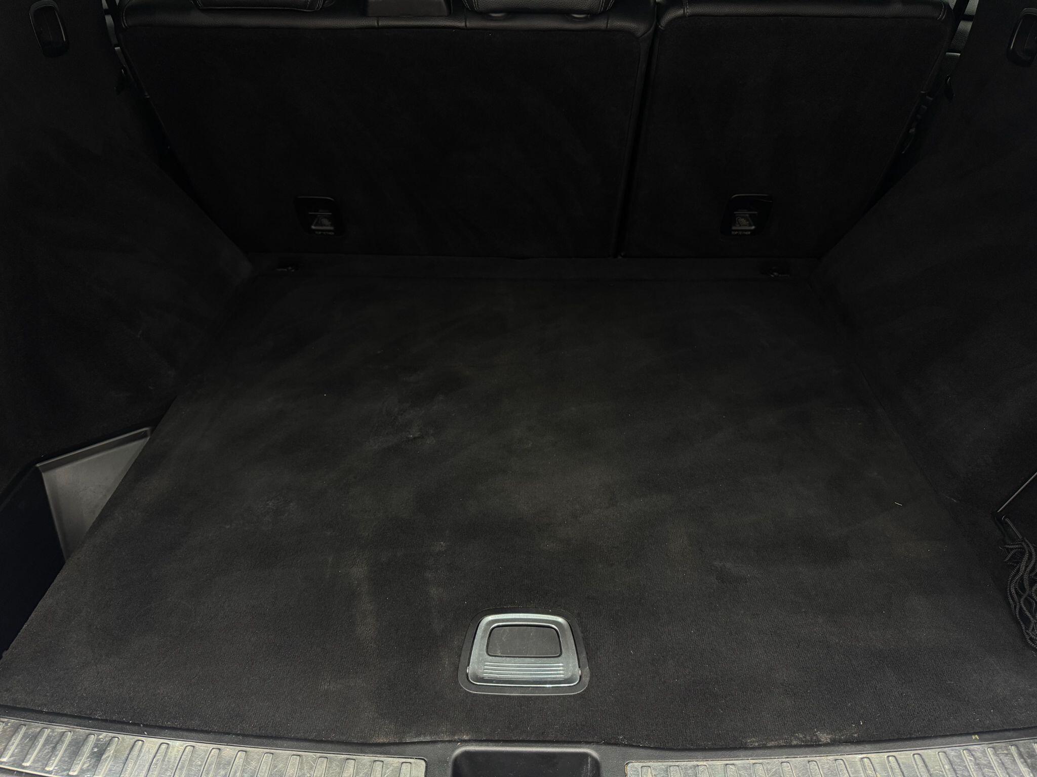 Mercedes-Benz Gle view 57