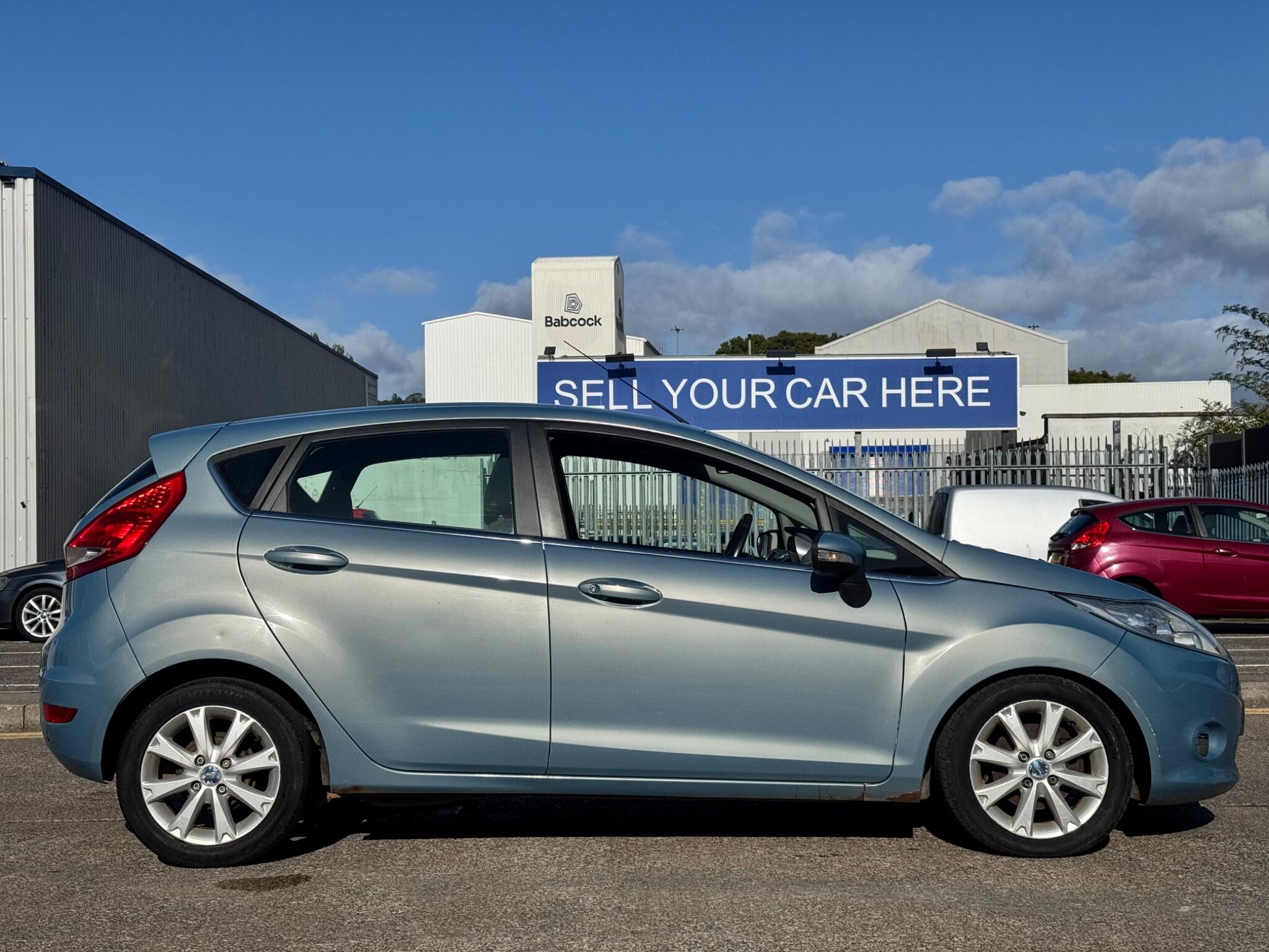 Ford Fiesta view 20
