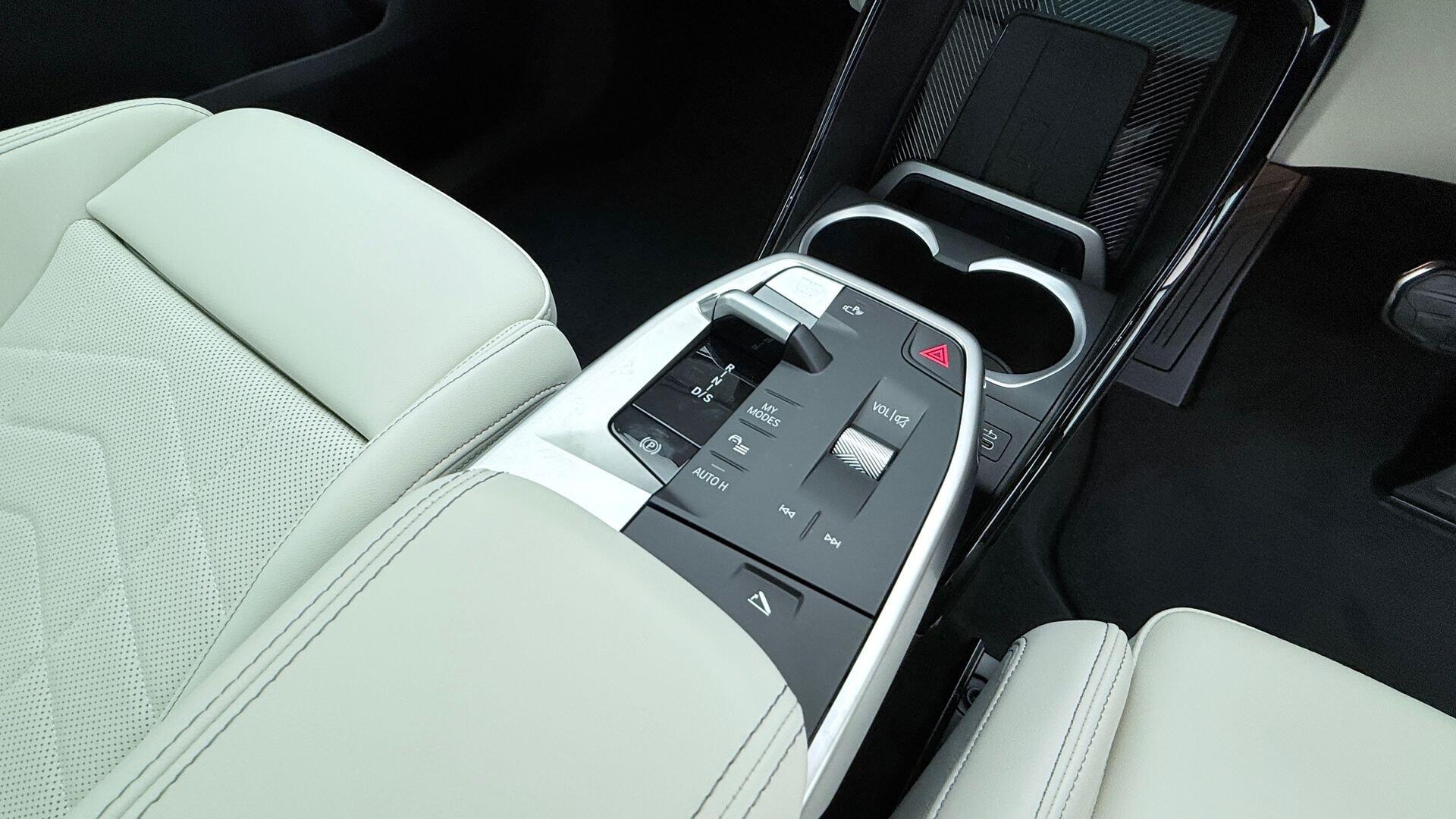 BMW X1 view 10