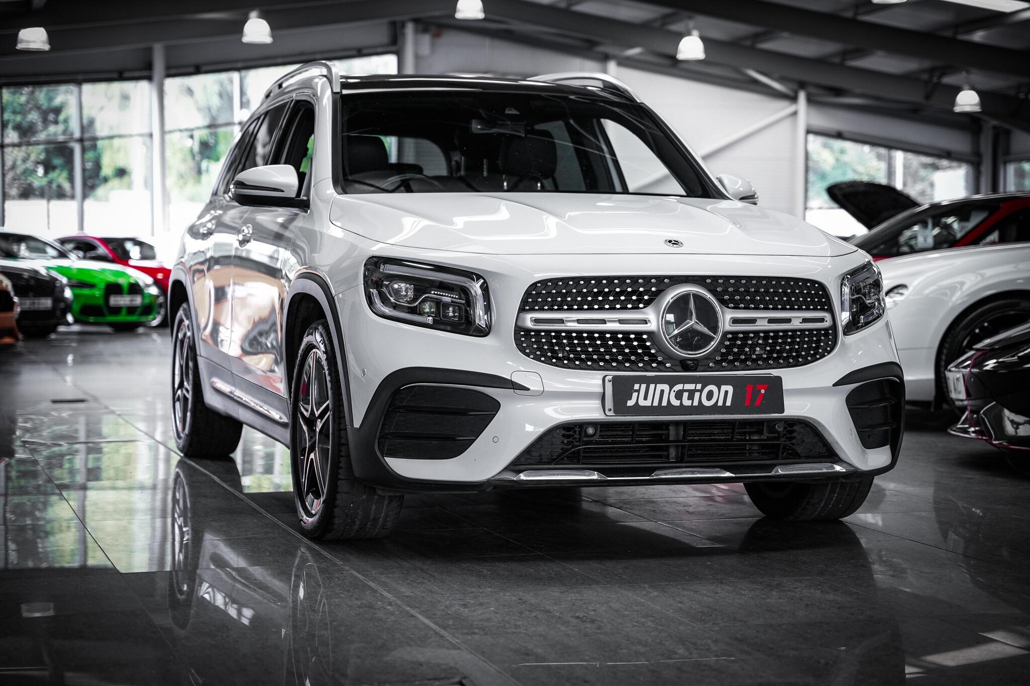 Mercedes-Benz GLB view 11
