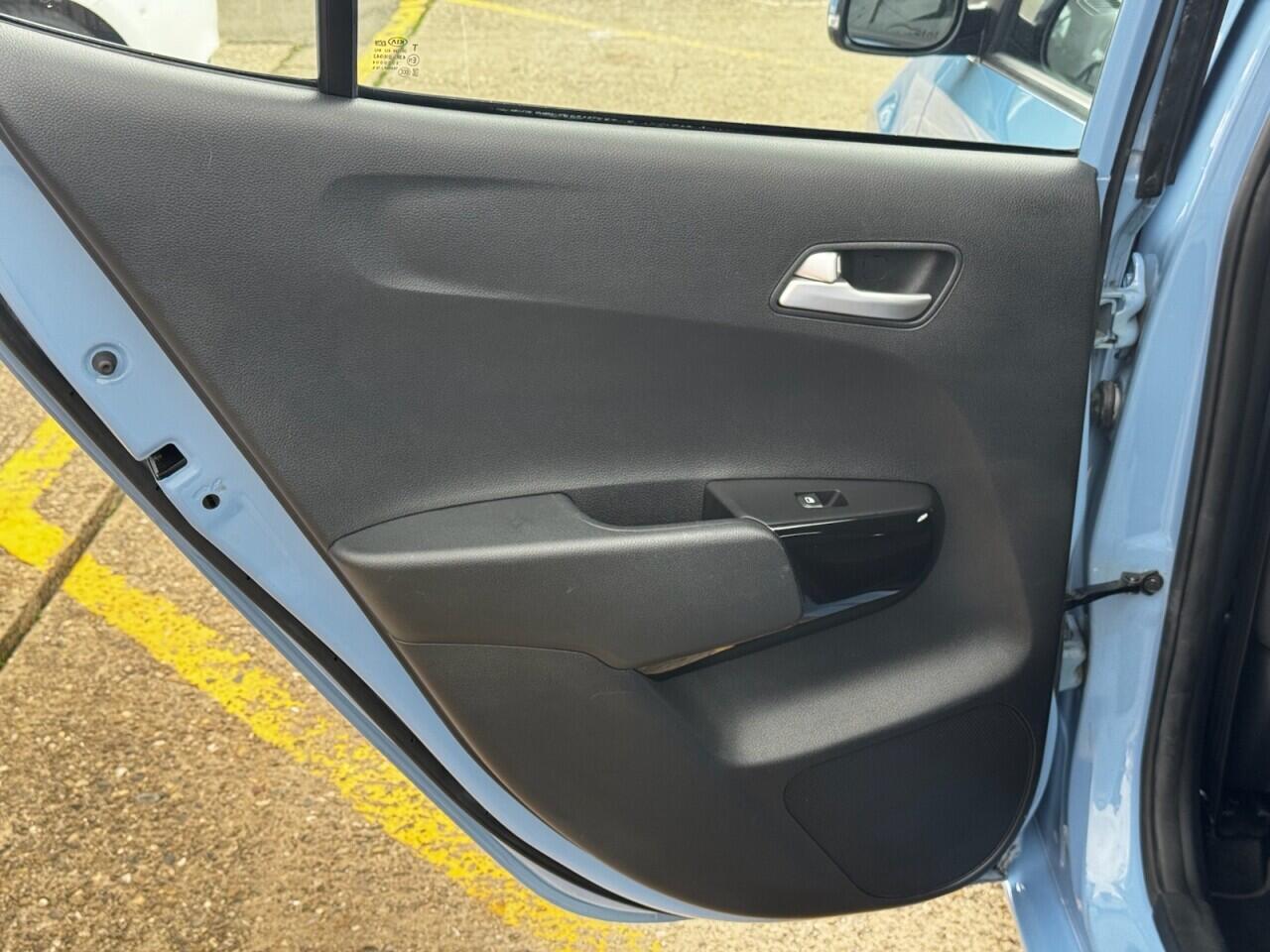 Kia Picanto view 19