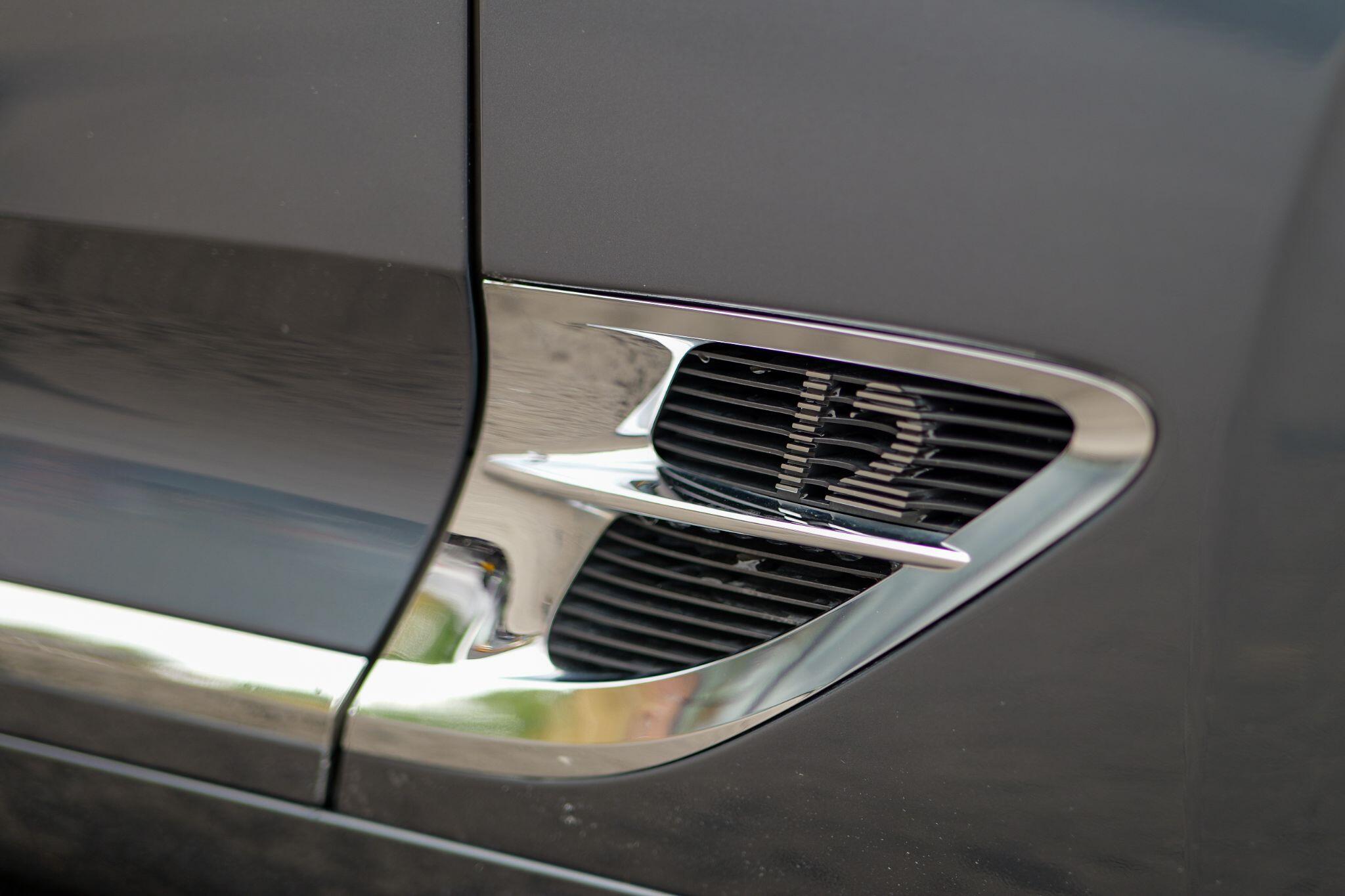 Bentley Continental view 11