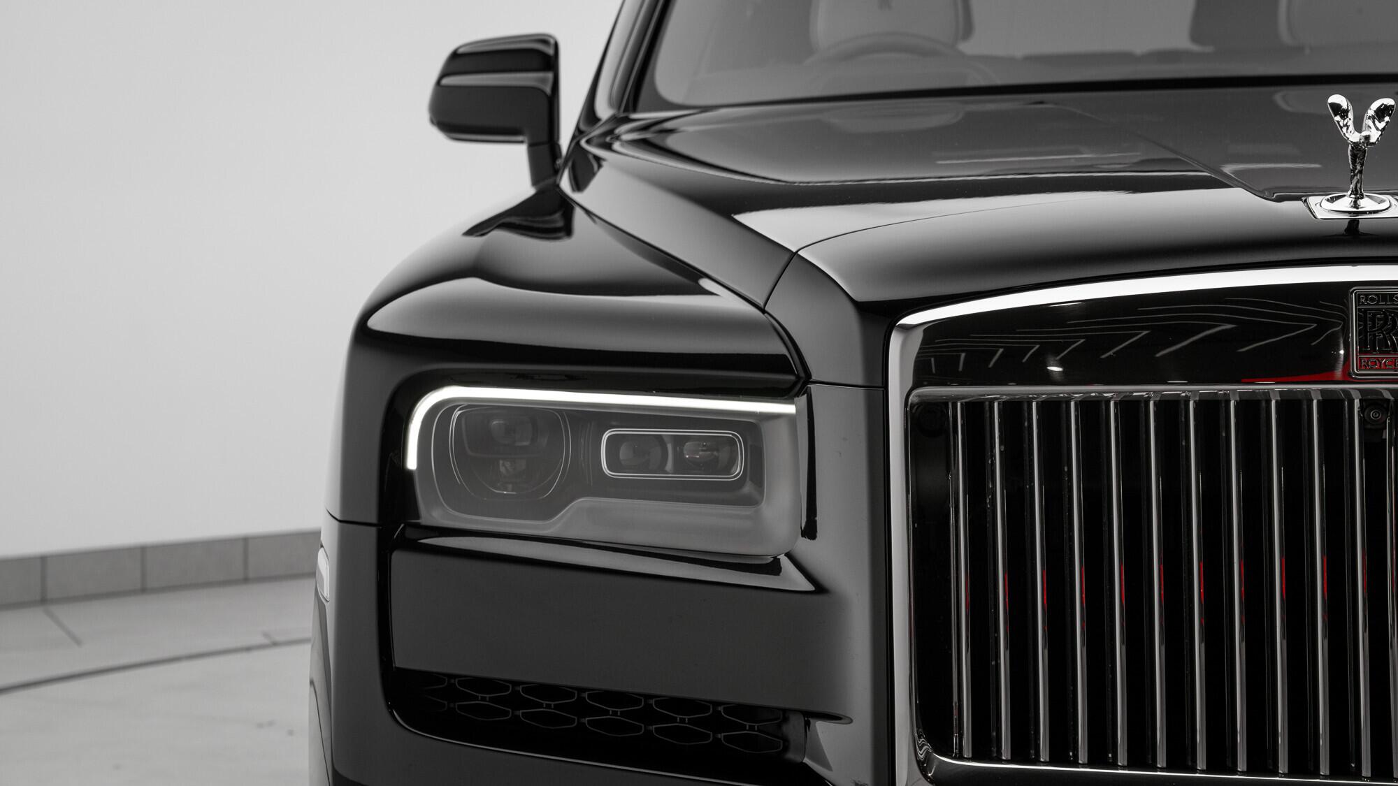 Rolls-Royce Cullinan view 10