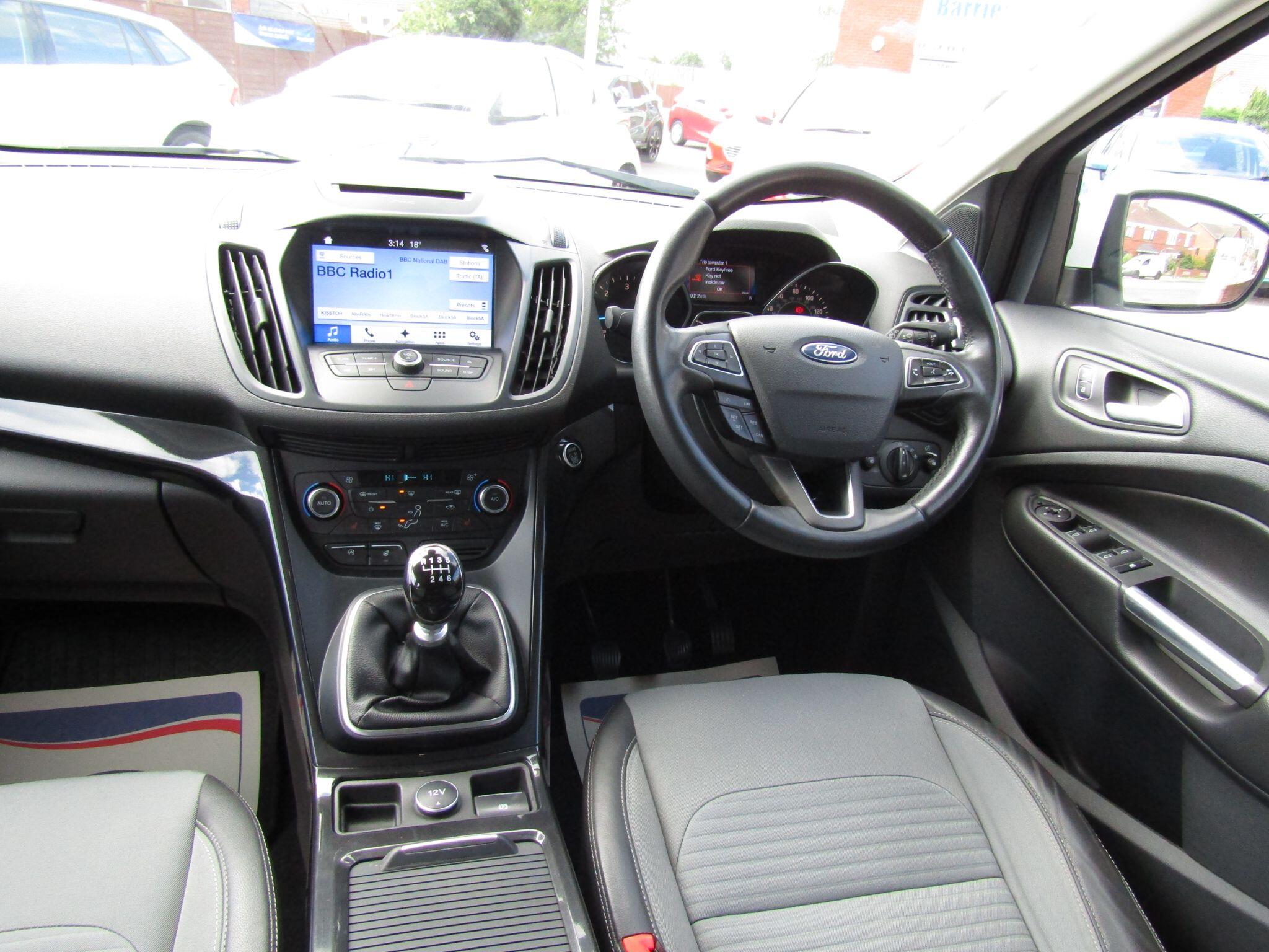 Ford Kuga view 10