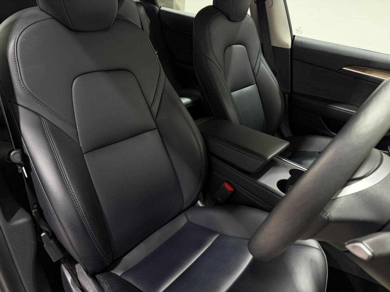 Tesla Model 3 view 14