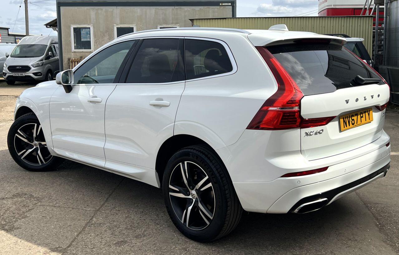 Volvo XC60 view 4