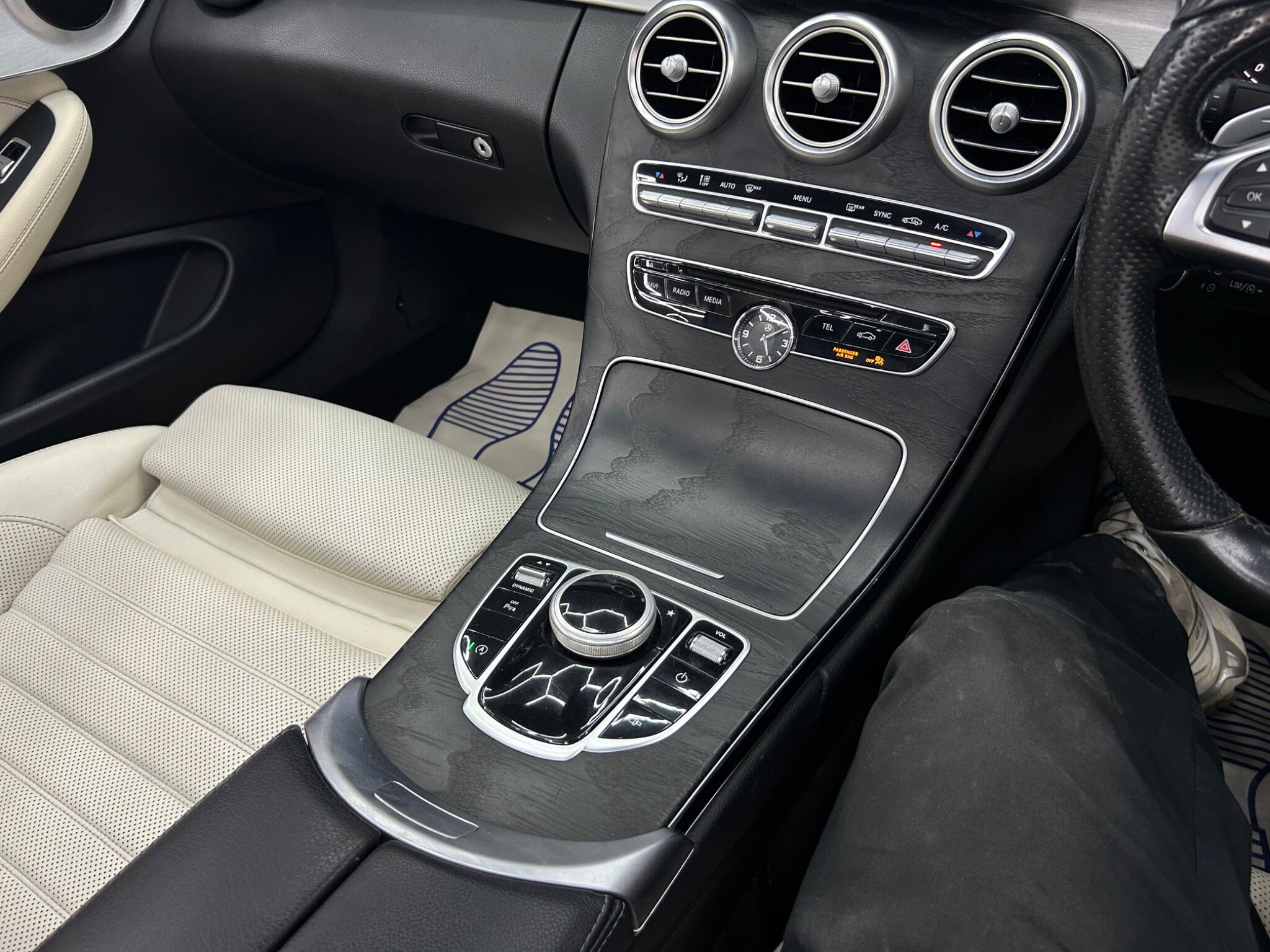 Mercedes-Benz C-Class view 10