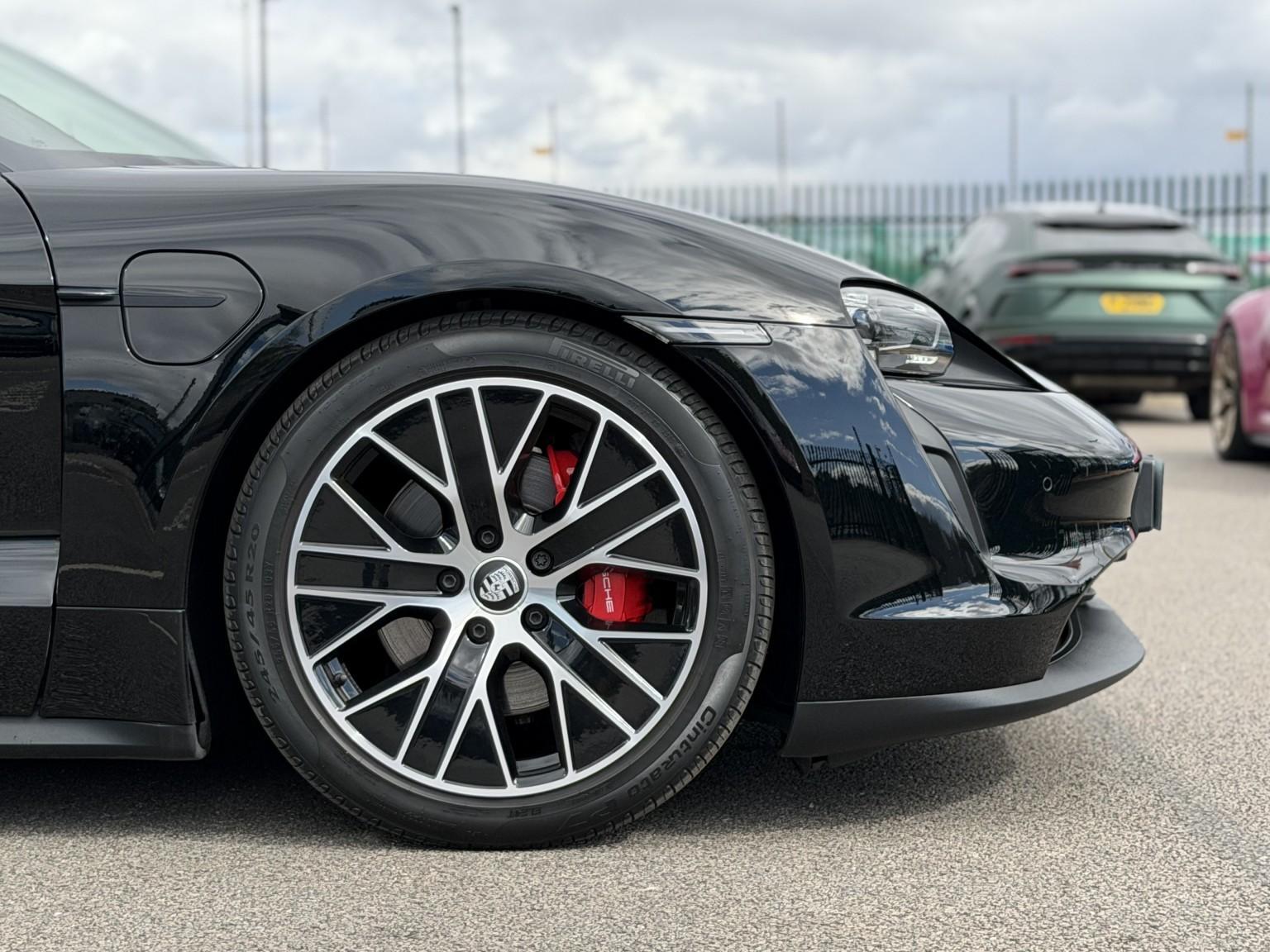 Porsche Taycan view 11