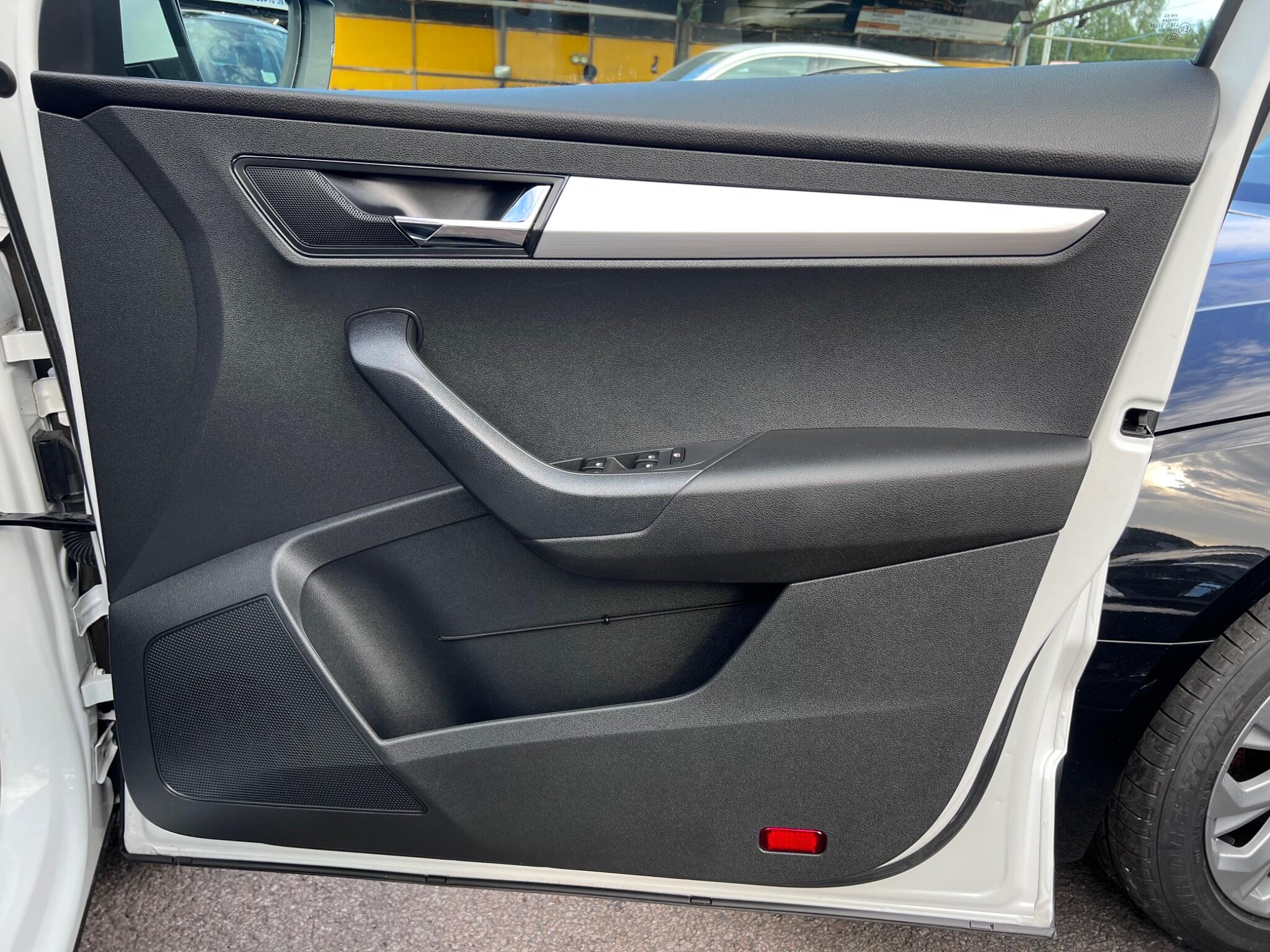 Skoda Karoq view 17
