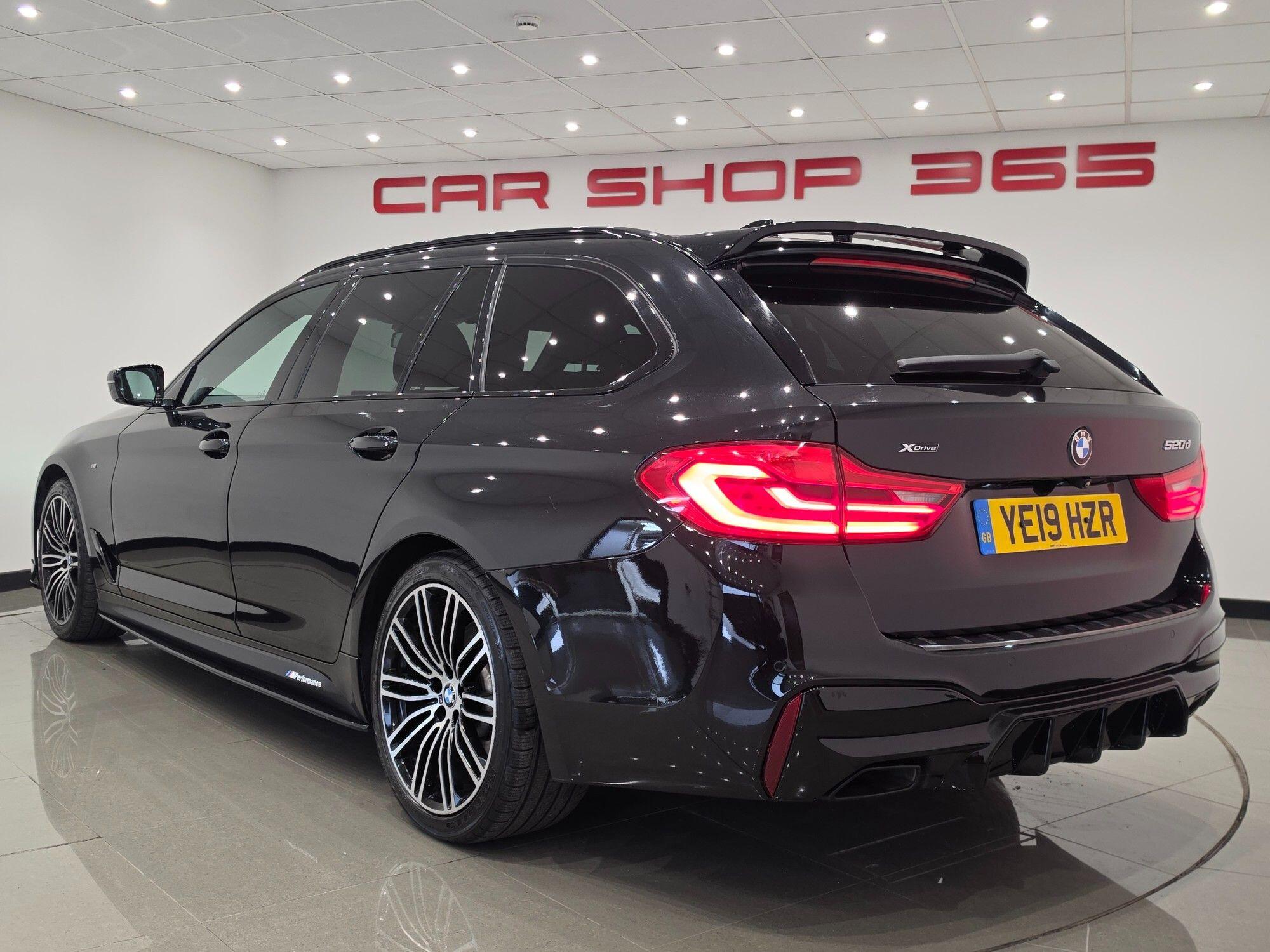 BMW 5 Series view 13