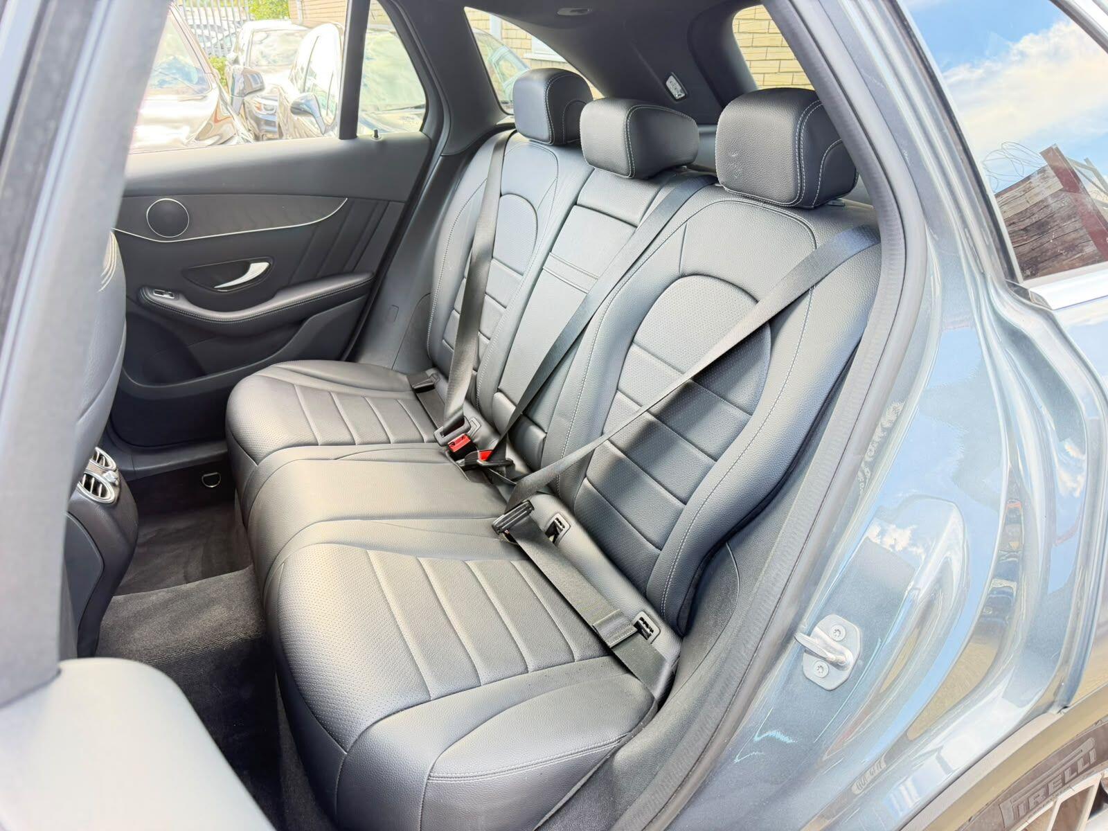 Mercedes-Benz GLC view 19