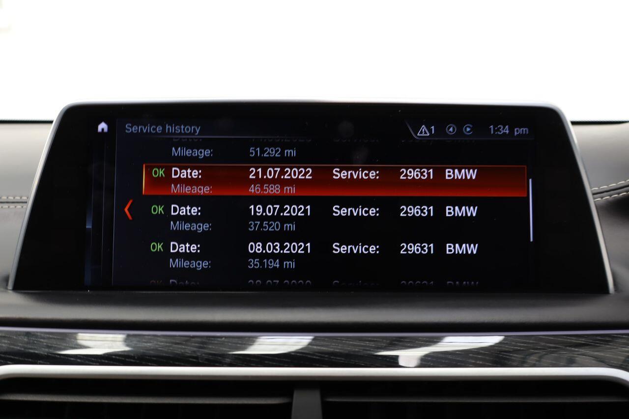 BMW 7 Series view 52
