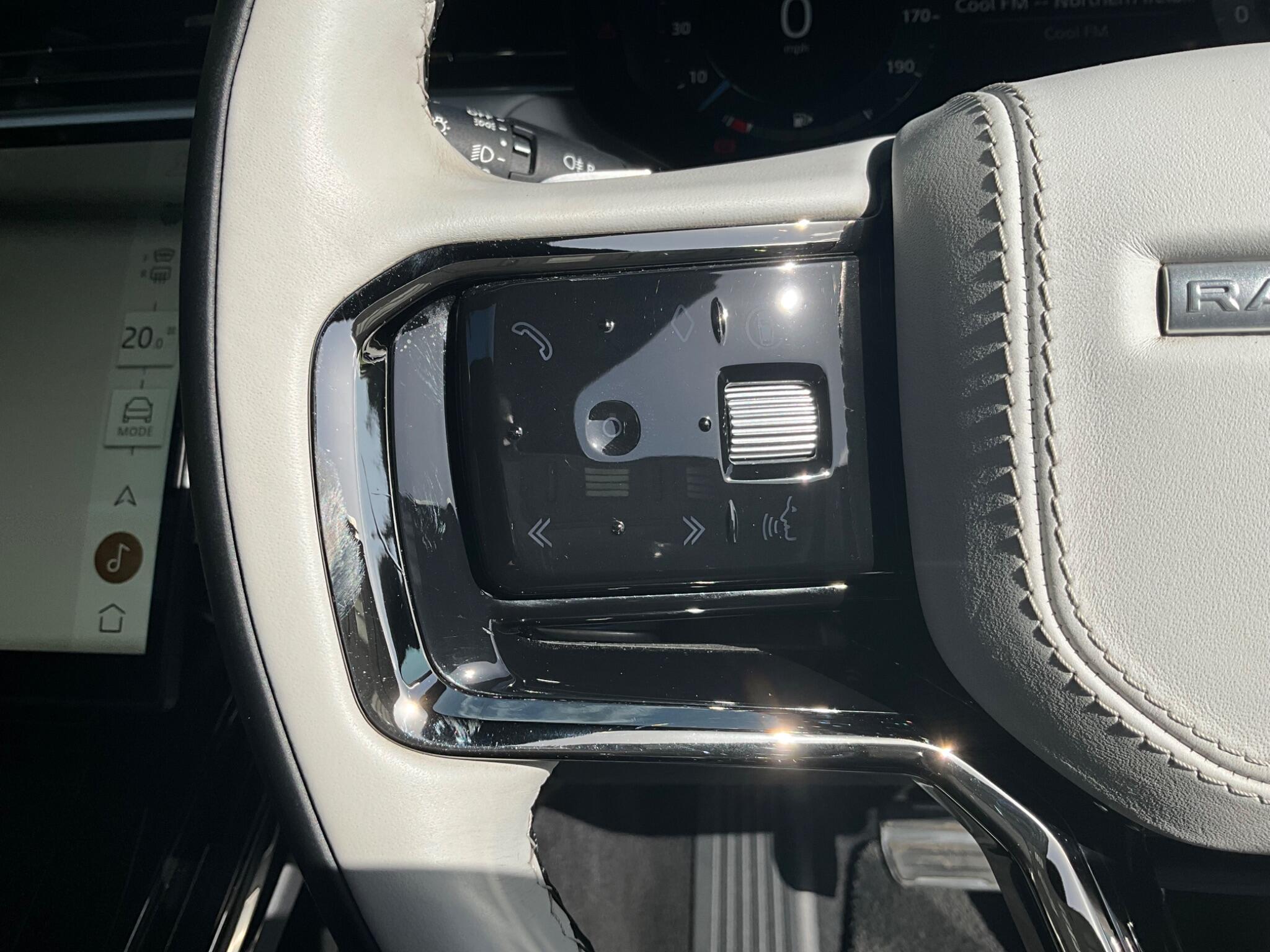 Land Rover Range Rover Sport view 16