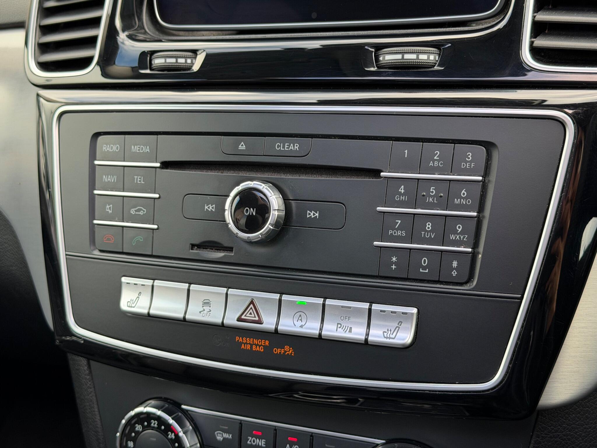 Mercedes-Benz GLE view 38
