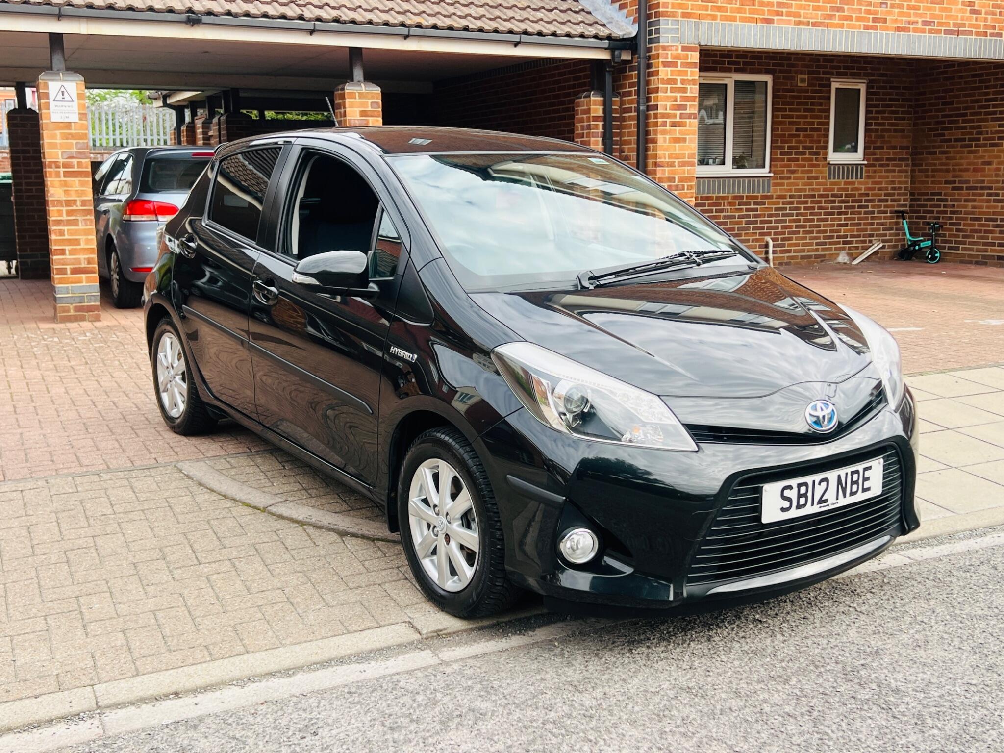 Toyota Yaris view 10