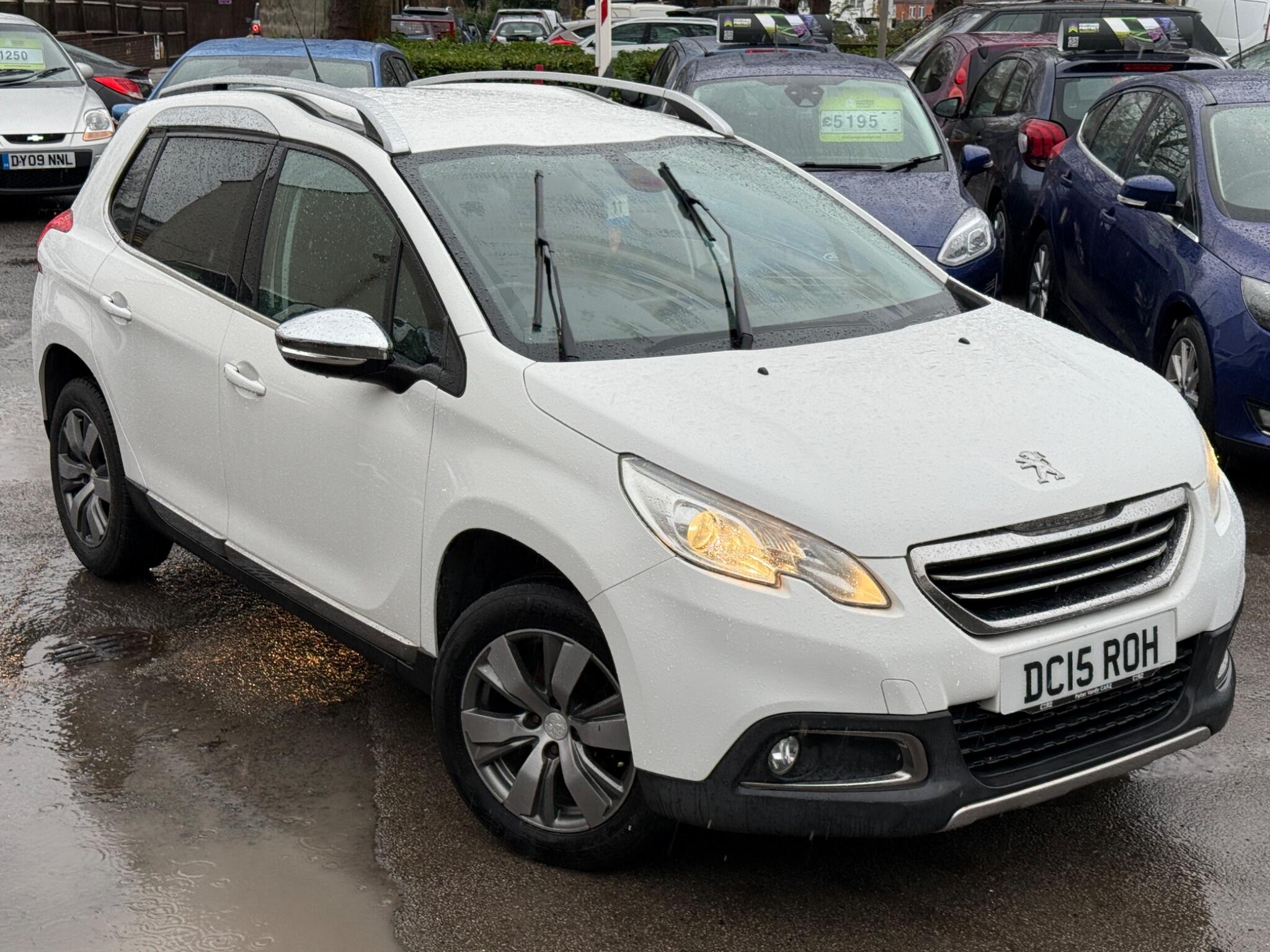 Peugeot 2008 - Image 6