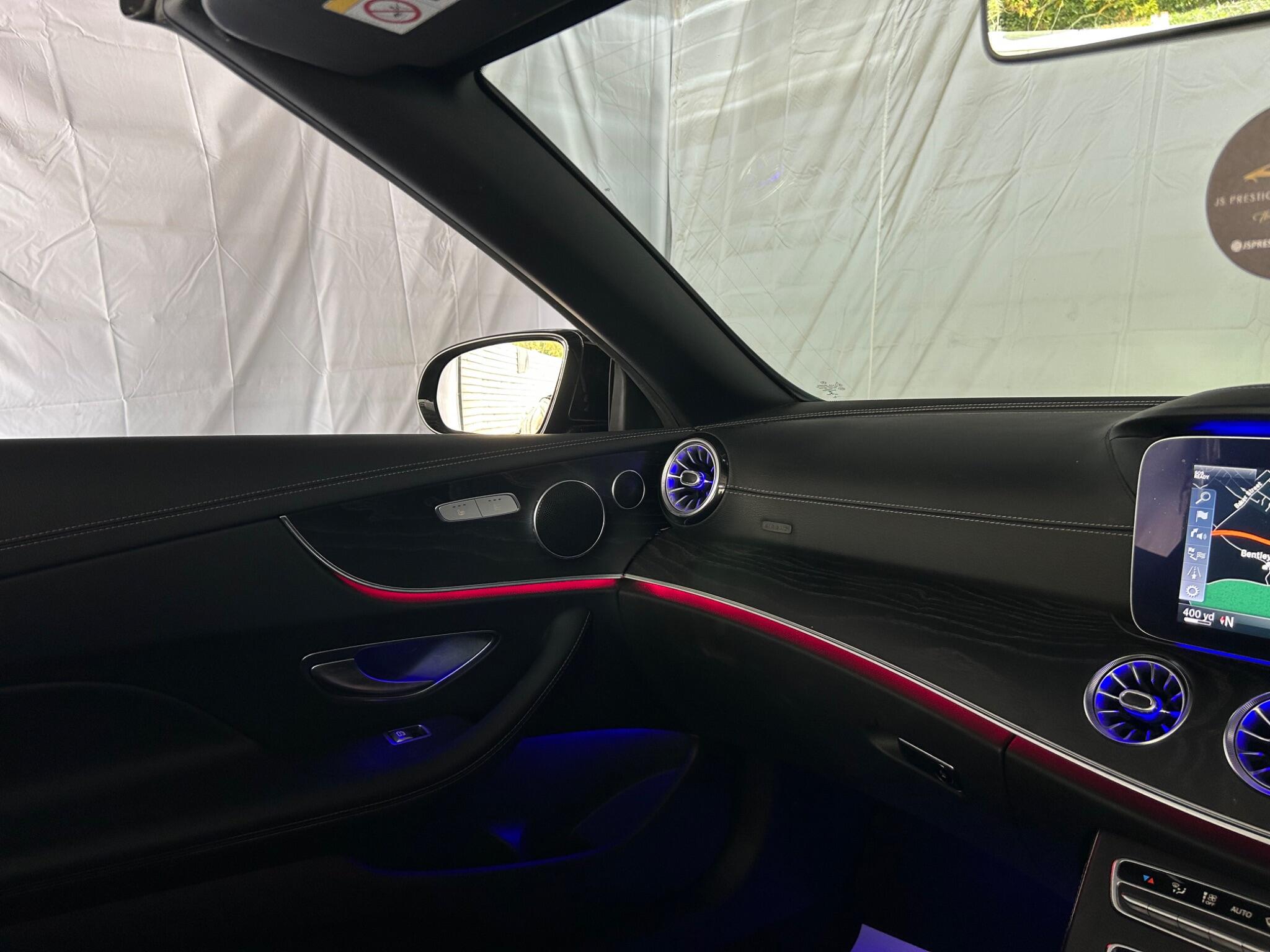Mercedes-Benz E Class view 22