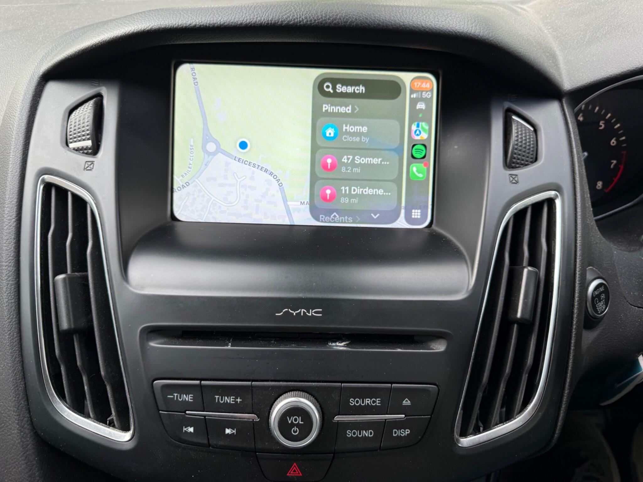 Ford Focus 1.5T EcoBoost Titanium X Euro 6 (s/s) 5dr — photo 51 of 126