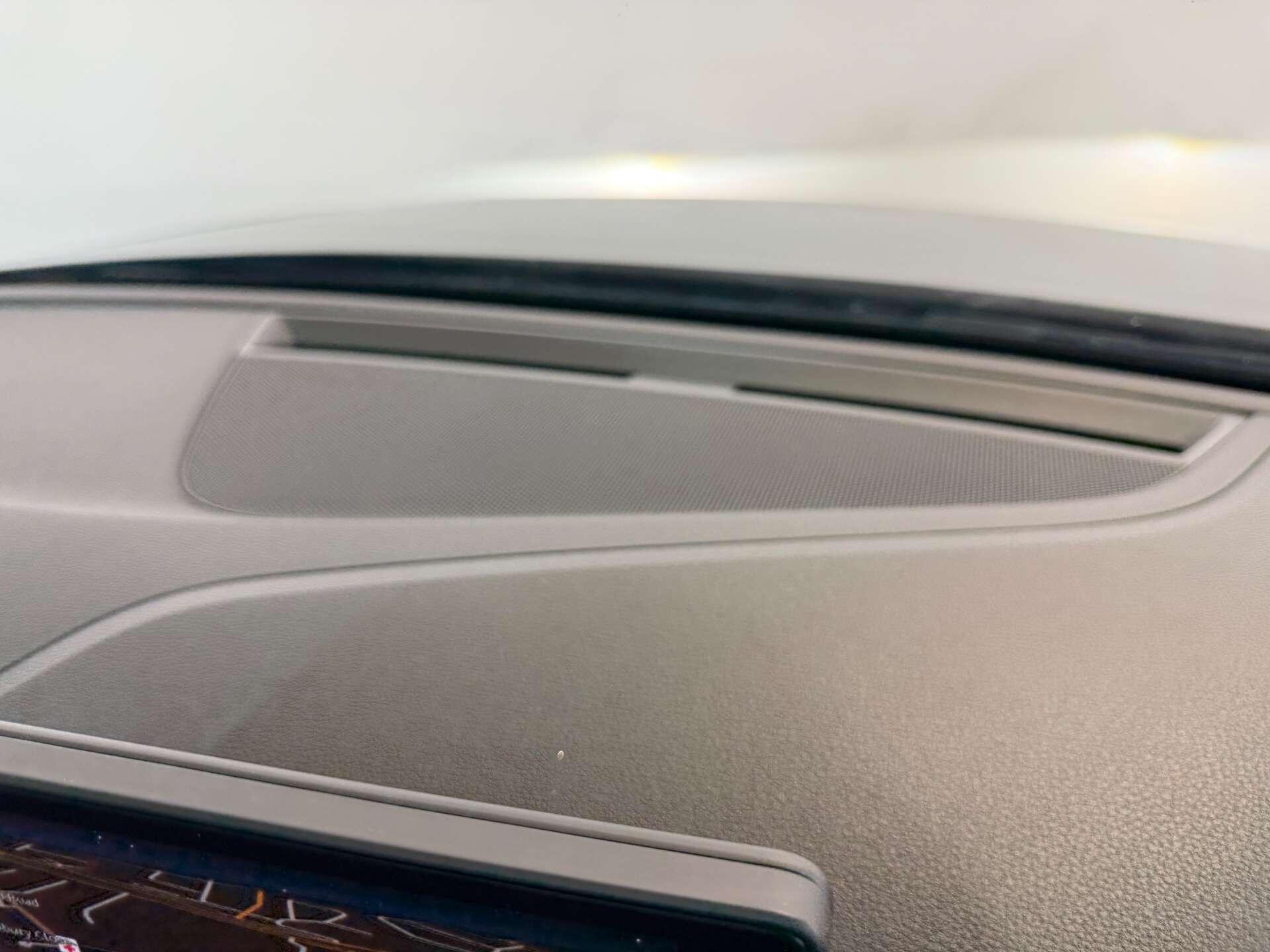 Audi A4 view 36