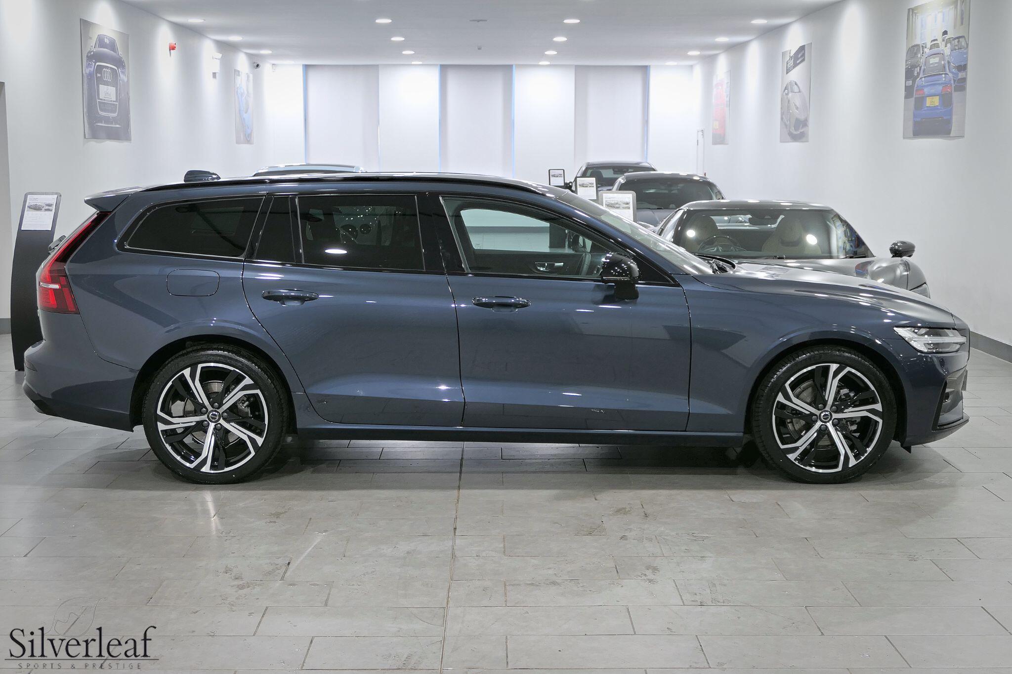 Volvo V60 view 3