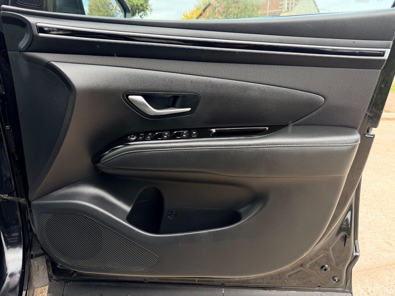 Hyundai Tucson view 16