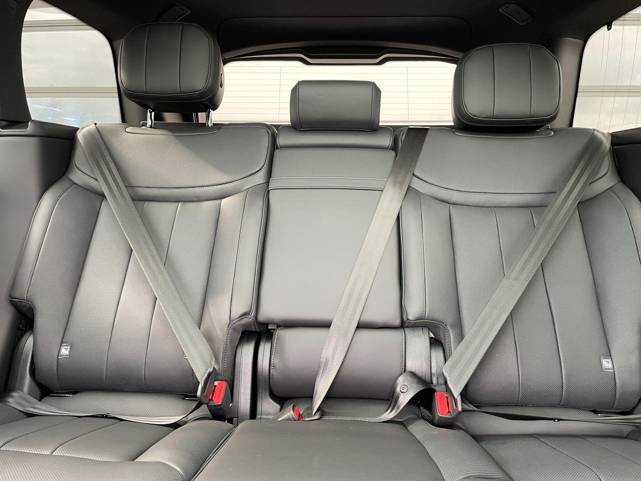Land Rover Range Rover view 13