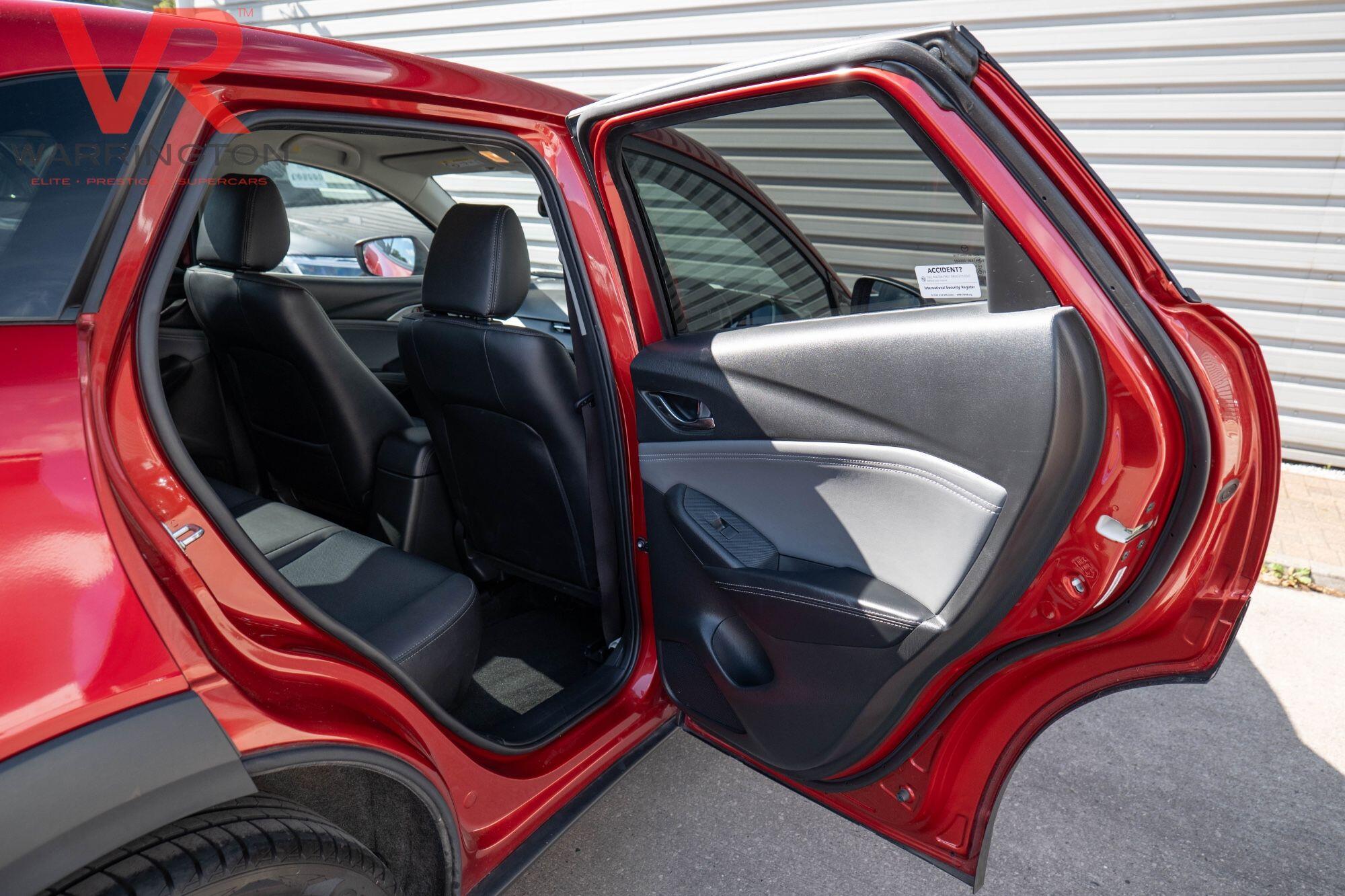 Mazda Skyactiv-G view 13