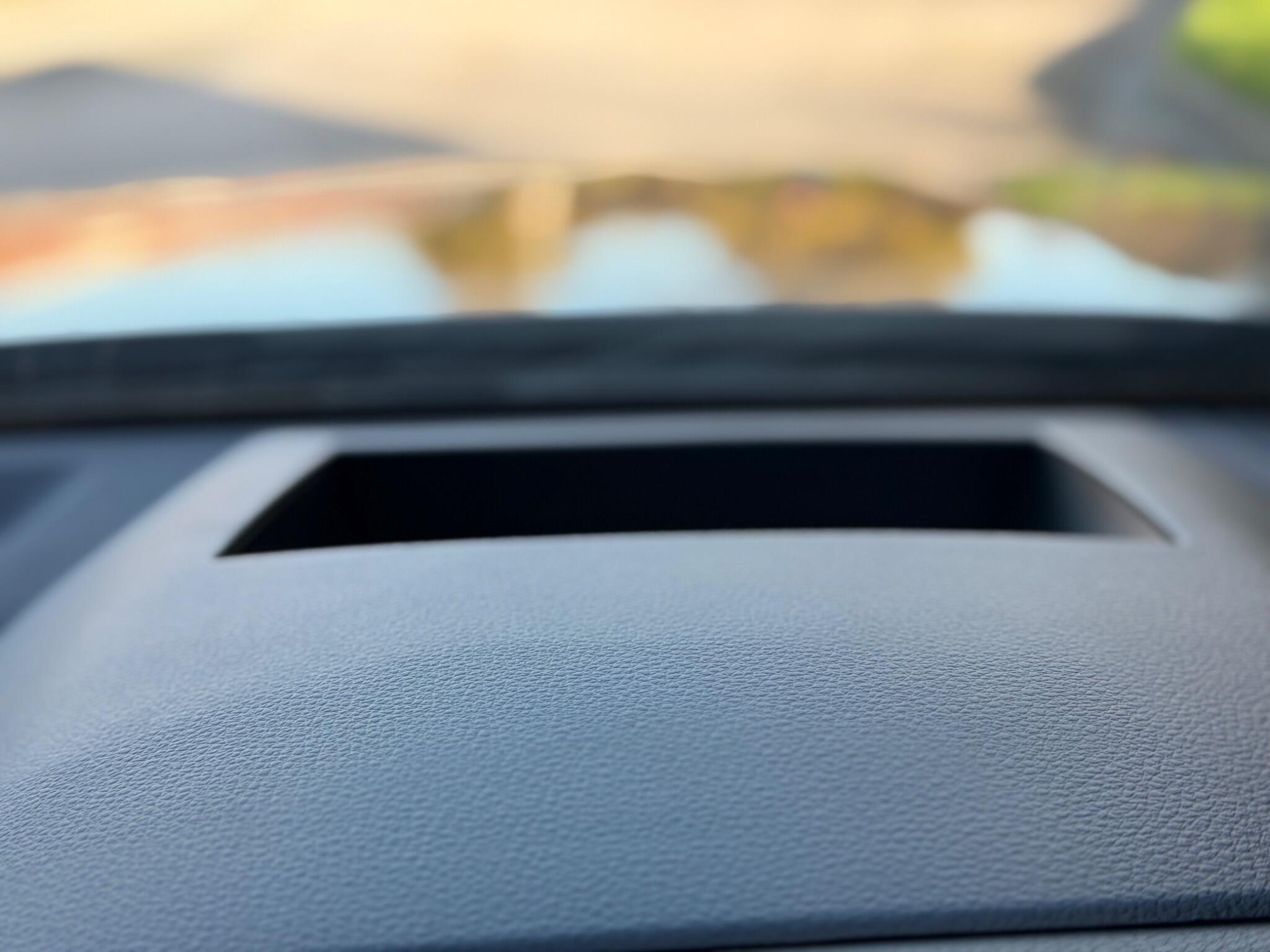 Audi Q7 view 42