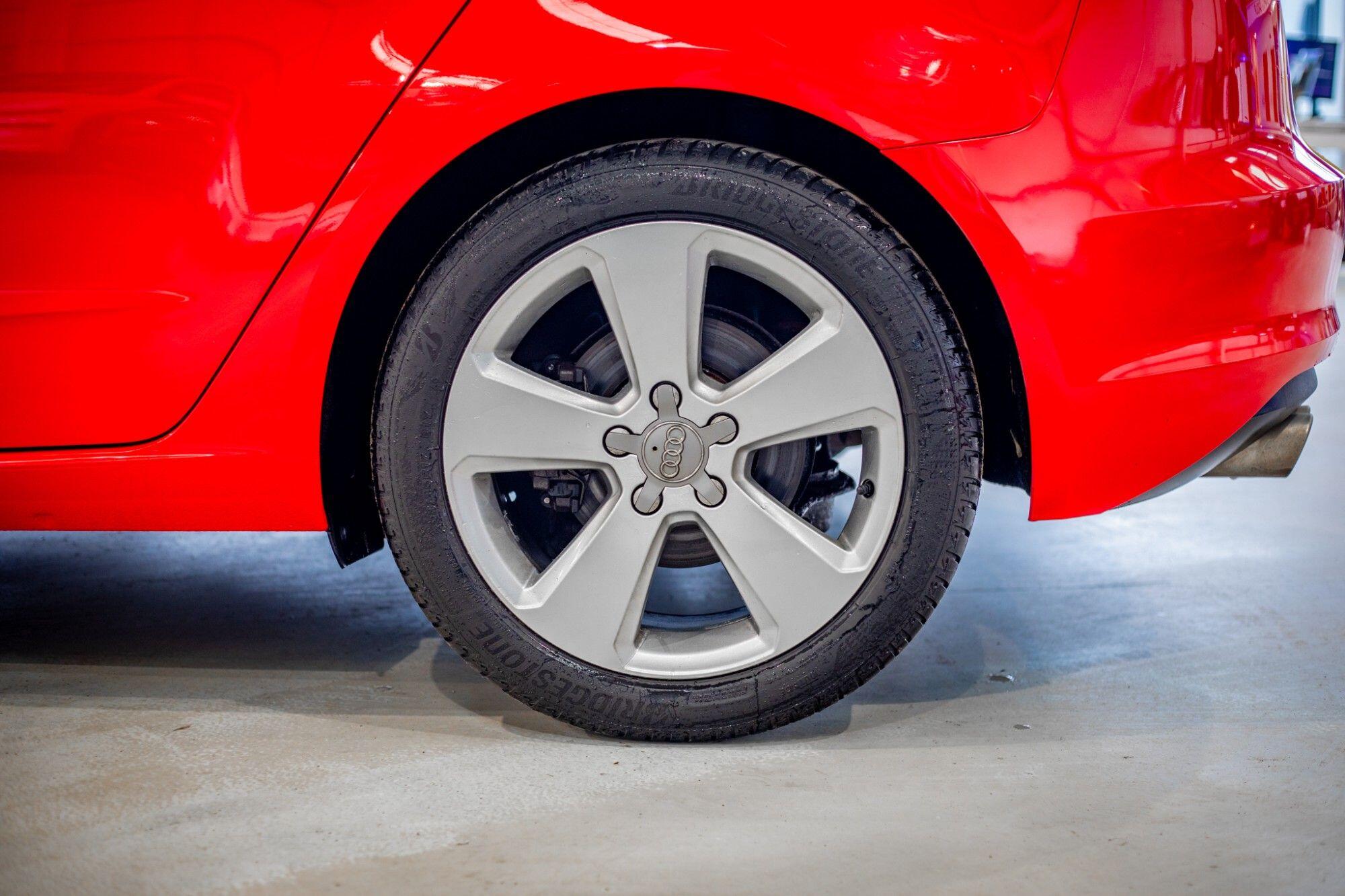 Audi A3 view 8