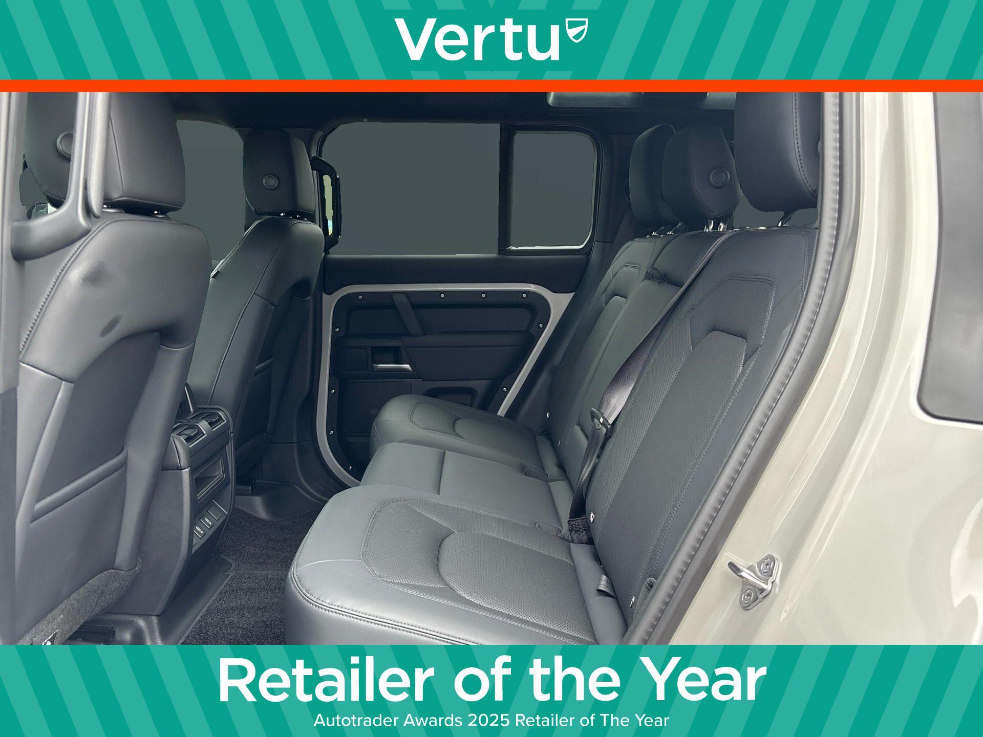 Land Rover Defender view 4