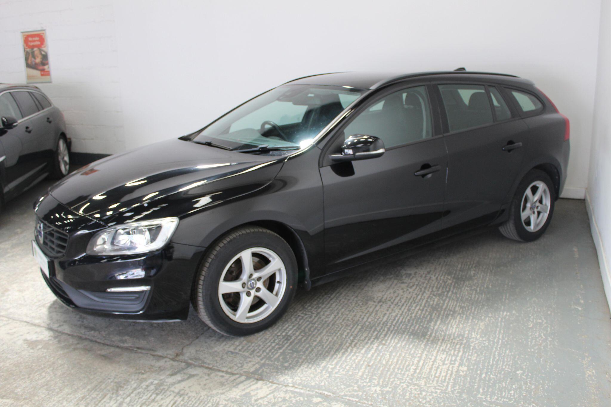 Volvo V60 view 5