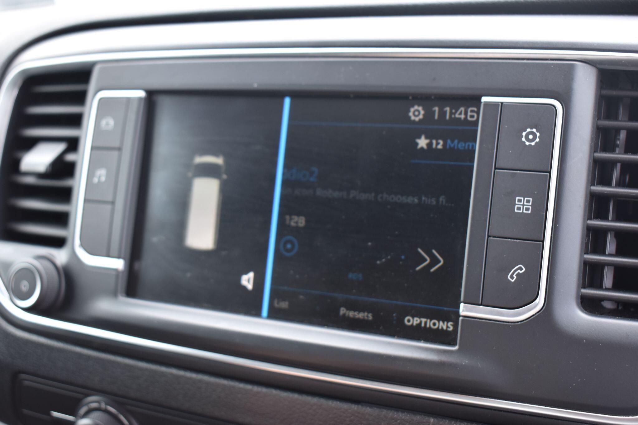 Expert - 2.0 BlueHDi 1400 Professional Premium Standard Panel Van MWB Euro 6 (s/s) 6dr - Image 28