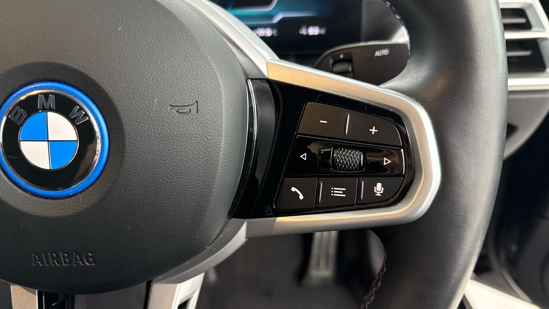 BMW i4 view 19