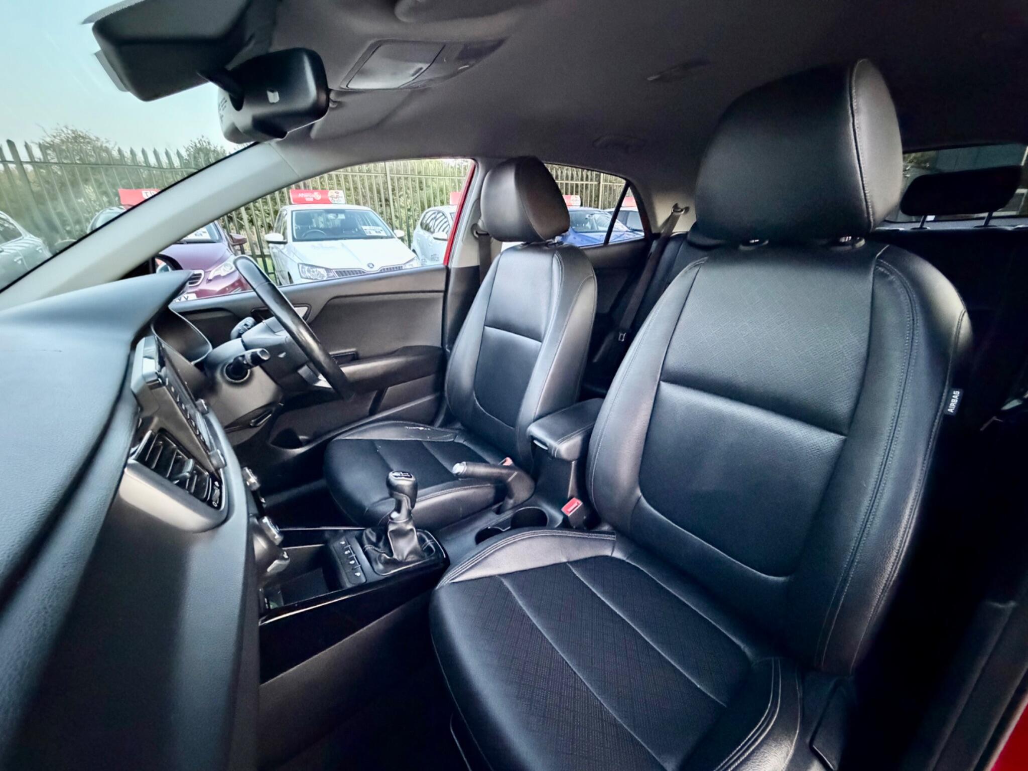 Kia Rio view 55