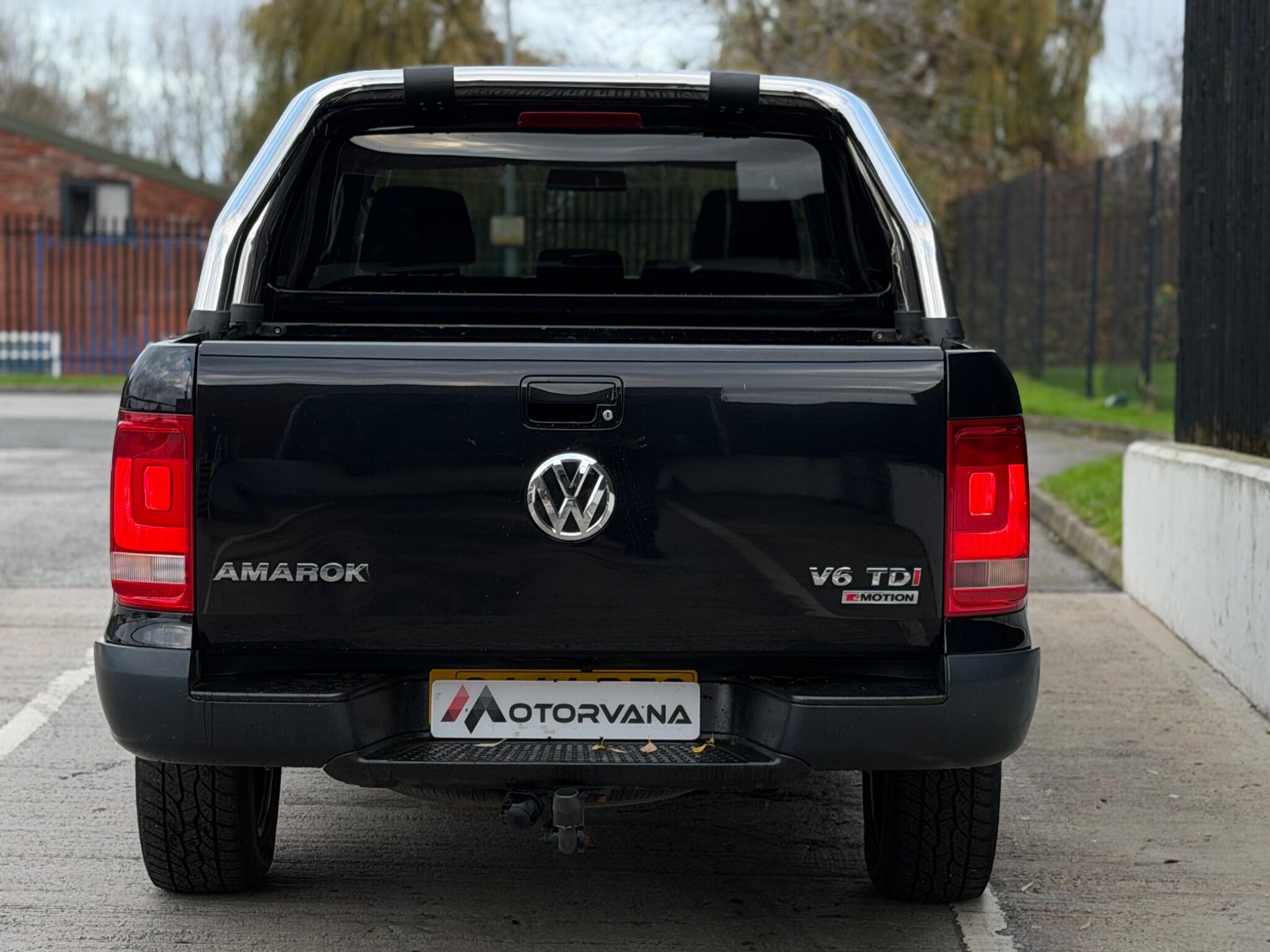 Volkswagen Amarok view 12