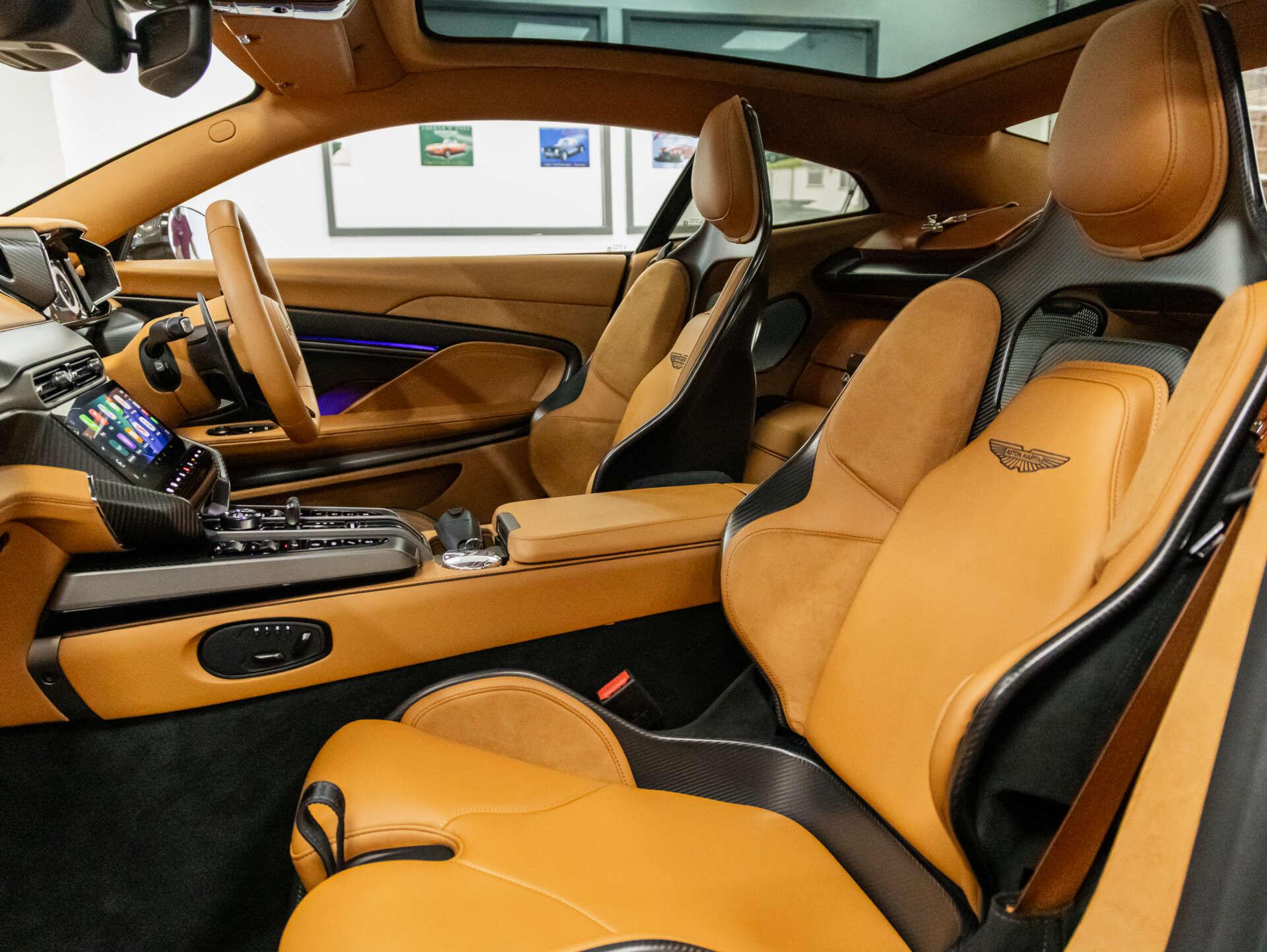 Aston Martin Vanquish view 66