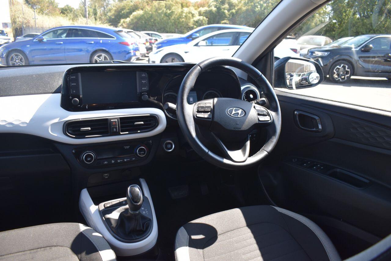 Hyundai I10 view 3