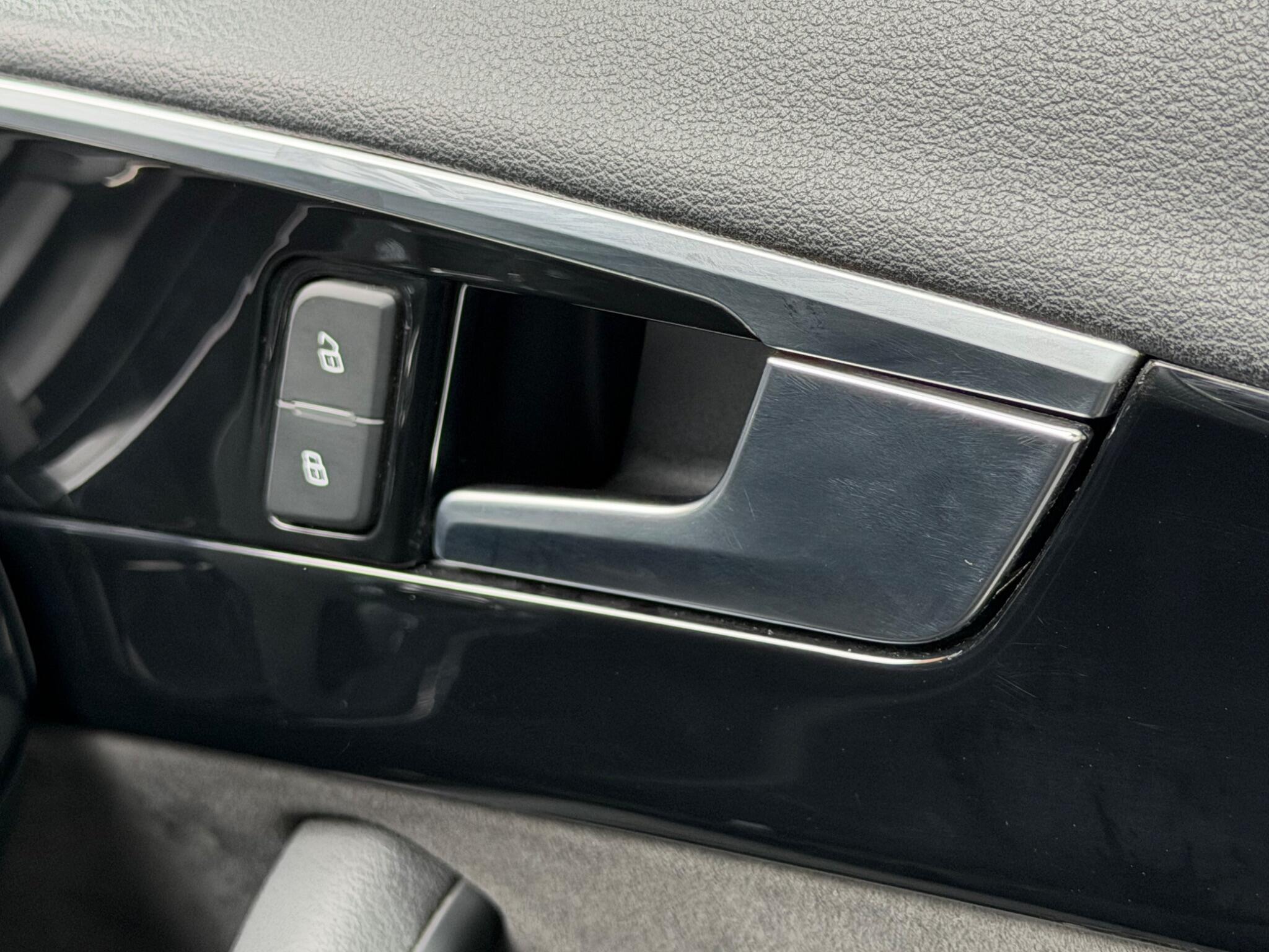 Audi A4 view 49