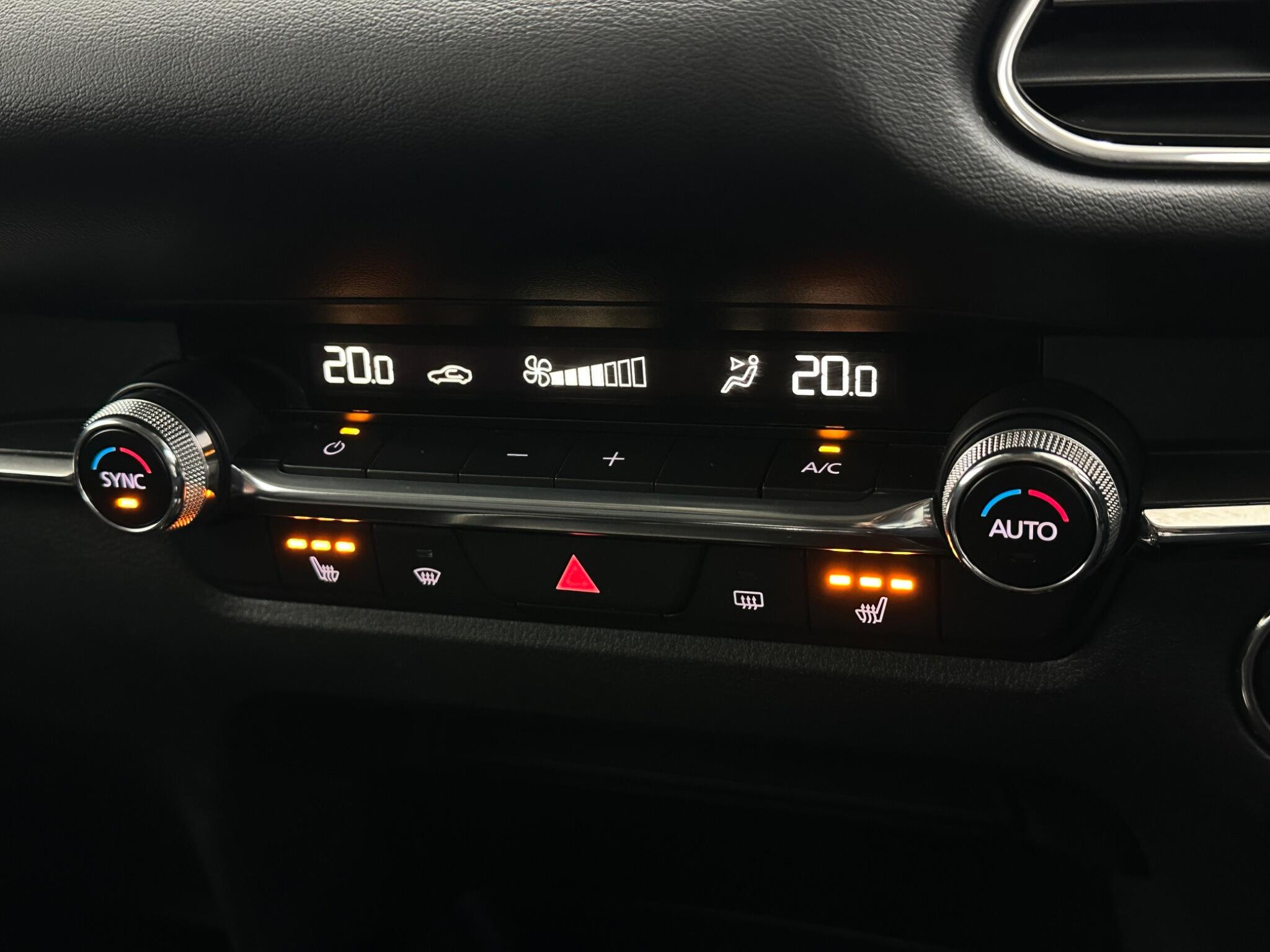 Mazda CX-30 view 21
