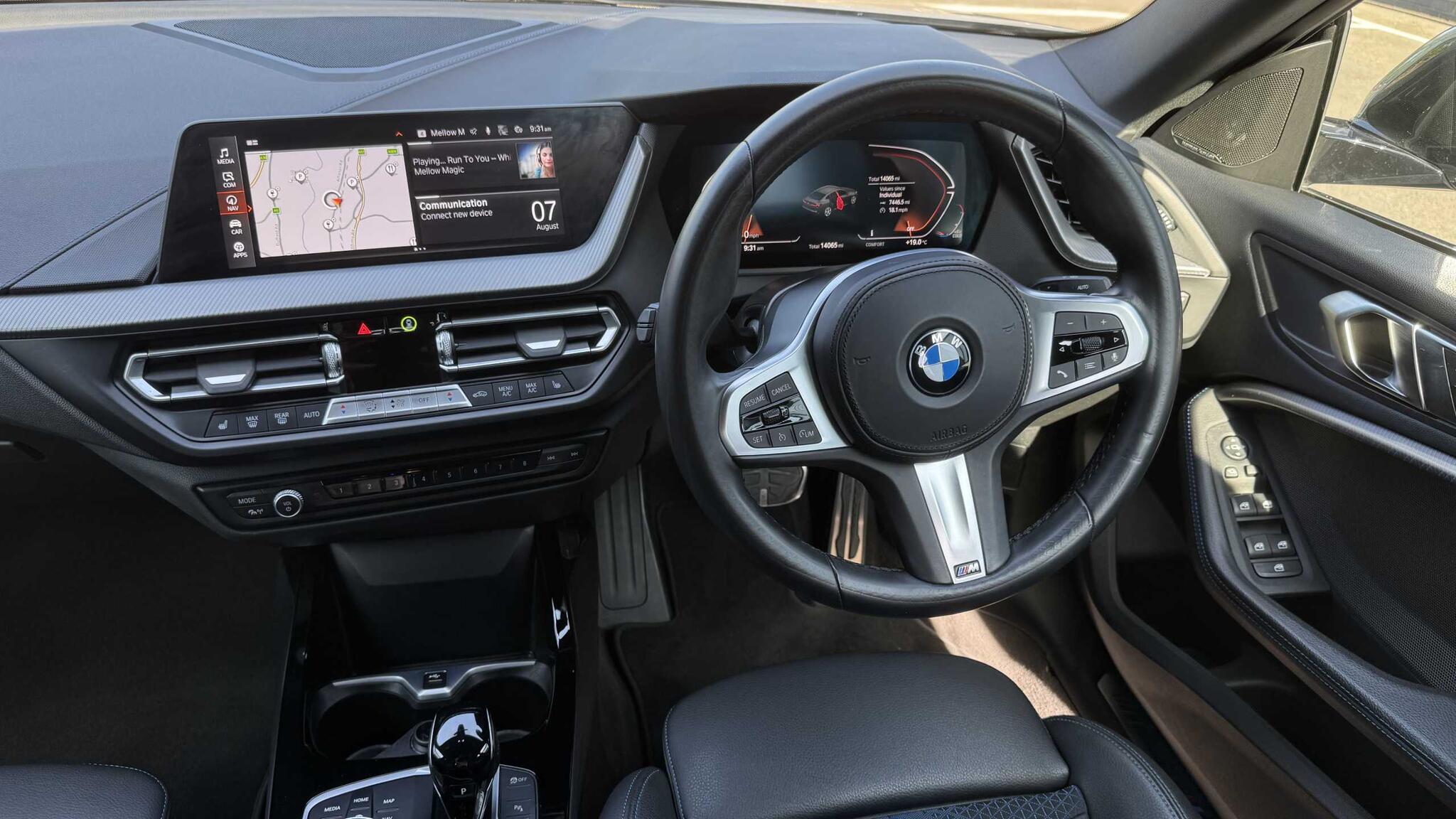 BMW 2 Series view 6