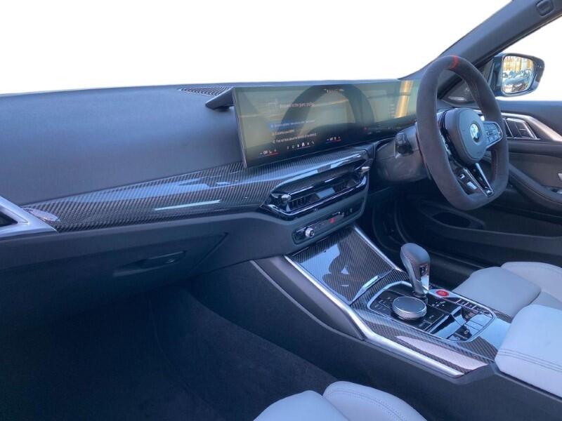 BMW M4 view 7