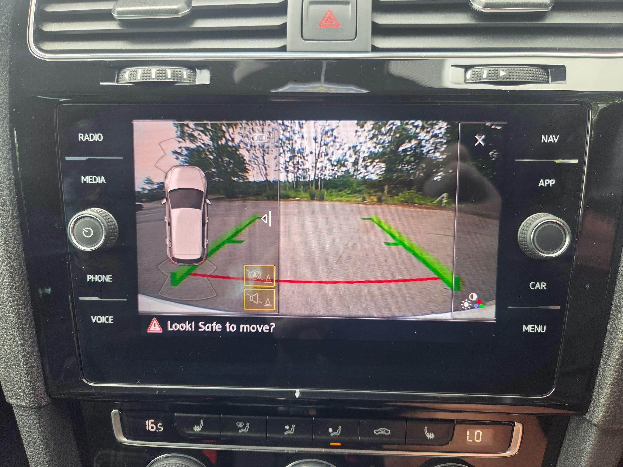 Volkswagen Golf view 32