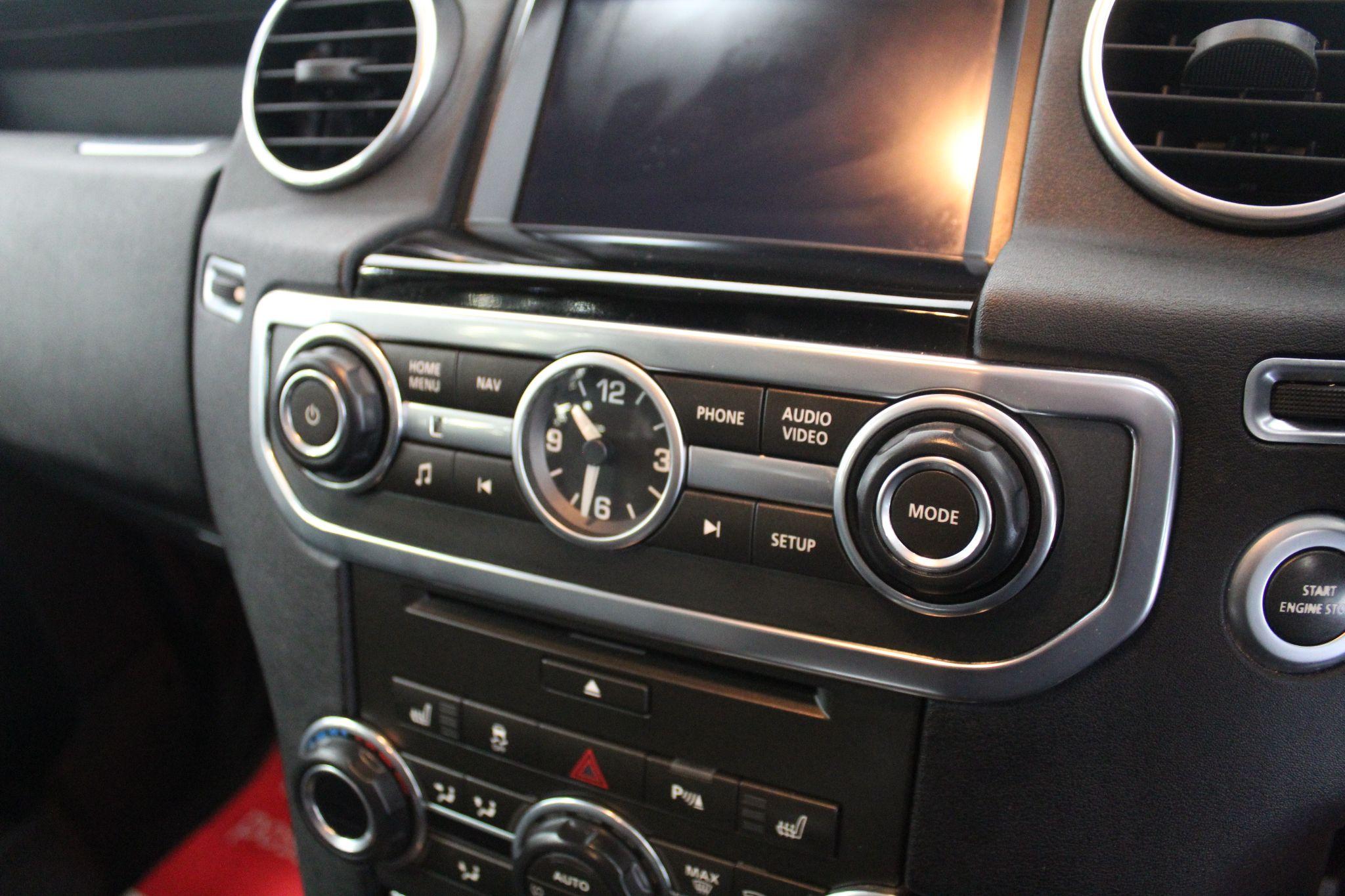 Land Rover Discovery view 44