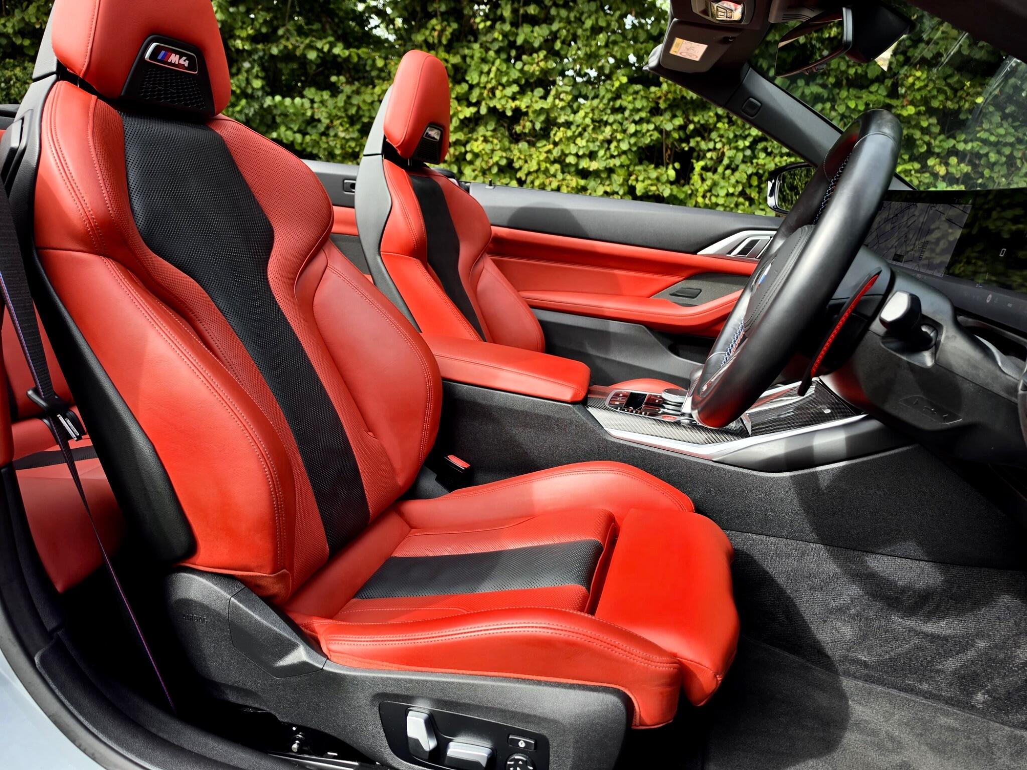 BMW M4 view 8